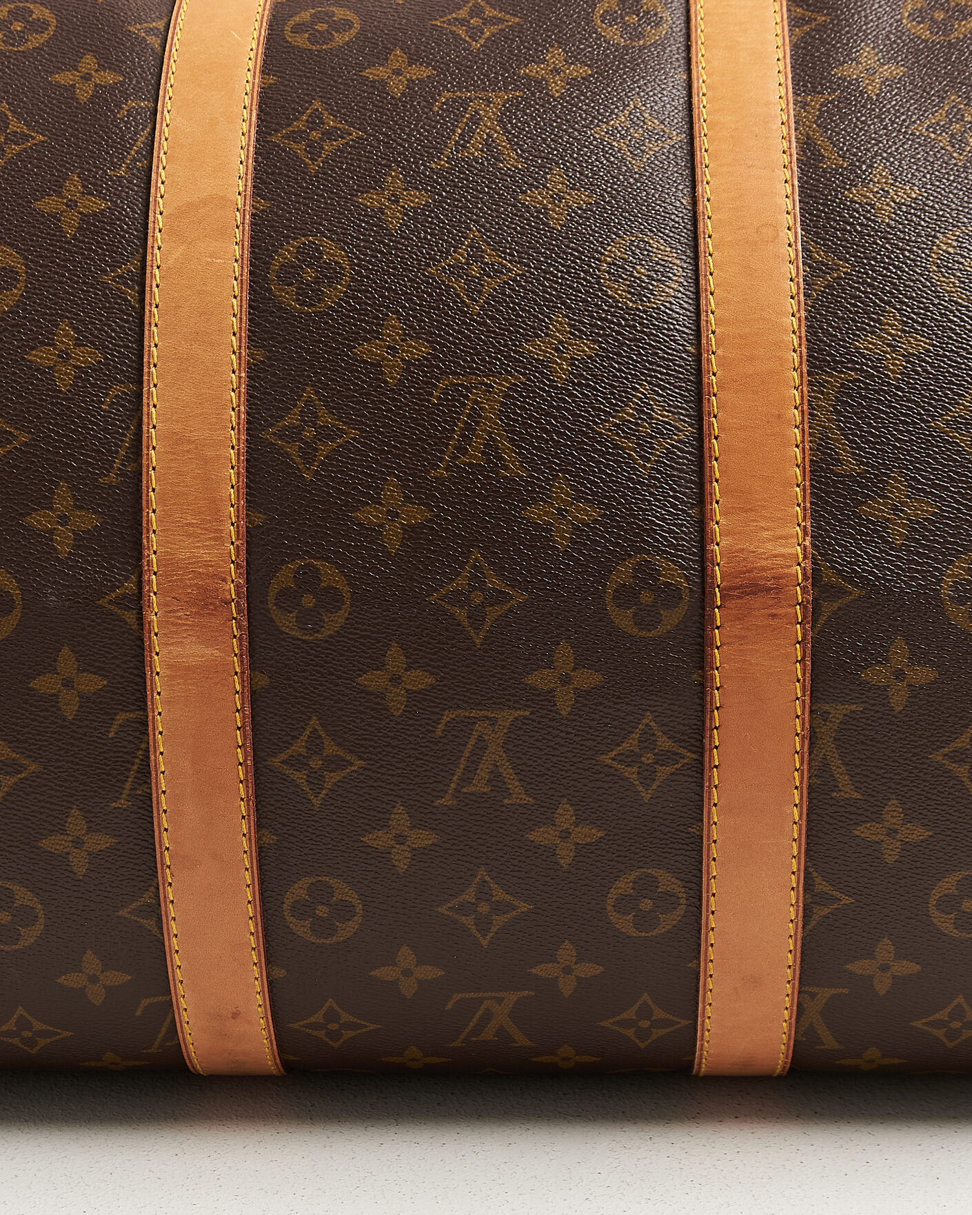 Herr | Pre-Owned & Vintage Bags | Louis Vuitton Pre-Owned | Keepall Bandouliére 55 Monogram