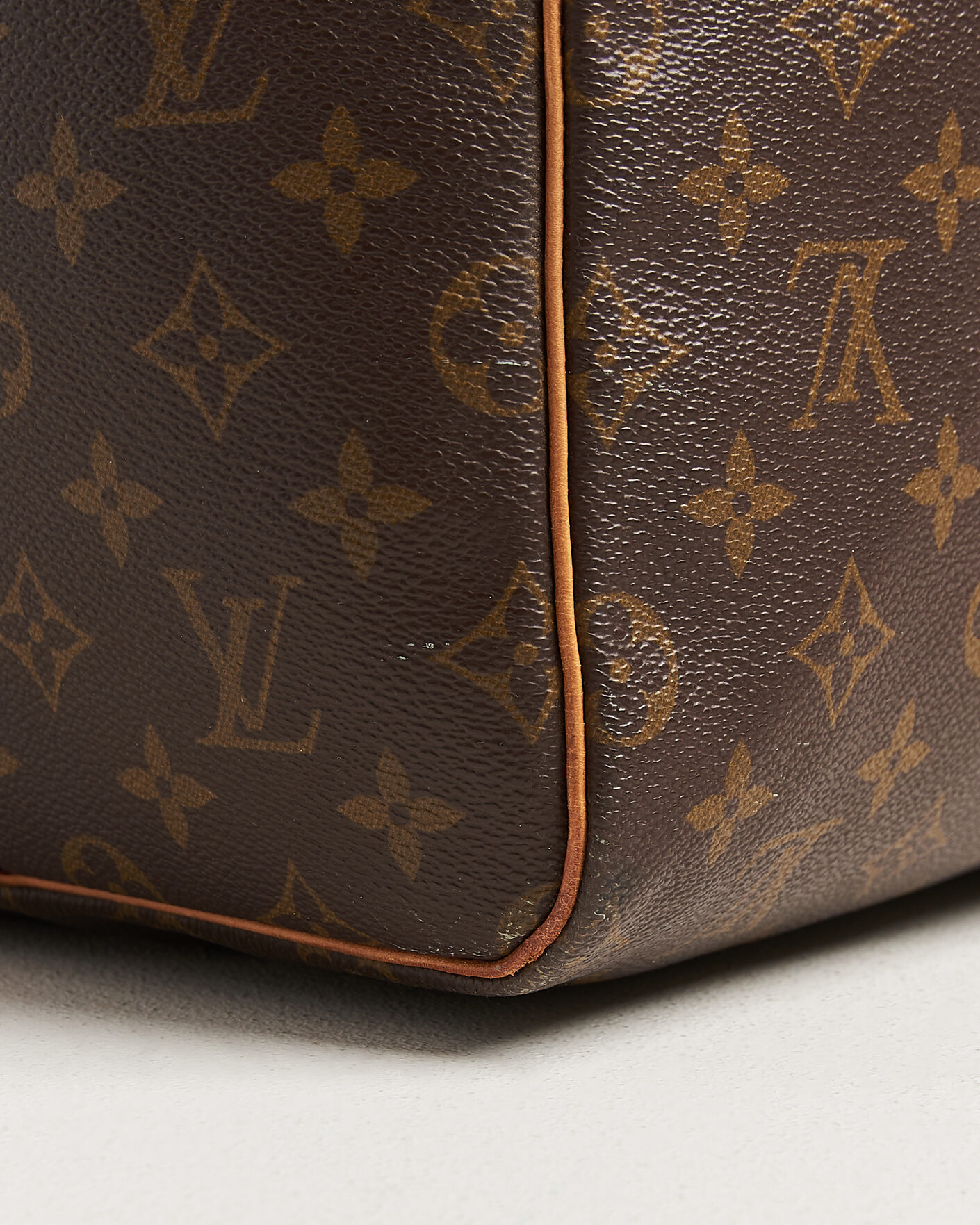 Herr | Pre-Owned & Vintage Bags | Louis Vuitton Pre-Owned | Keepall Bandouliére 55 Monogram
