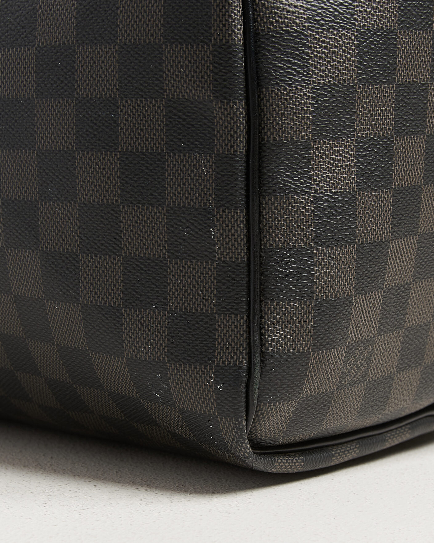 Herr | Pre-Owned & Vintage Bags | Louis Vuitton Pre-Owned | Keepall Bandouliére 55 Damier Graphite