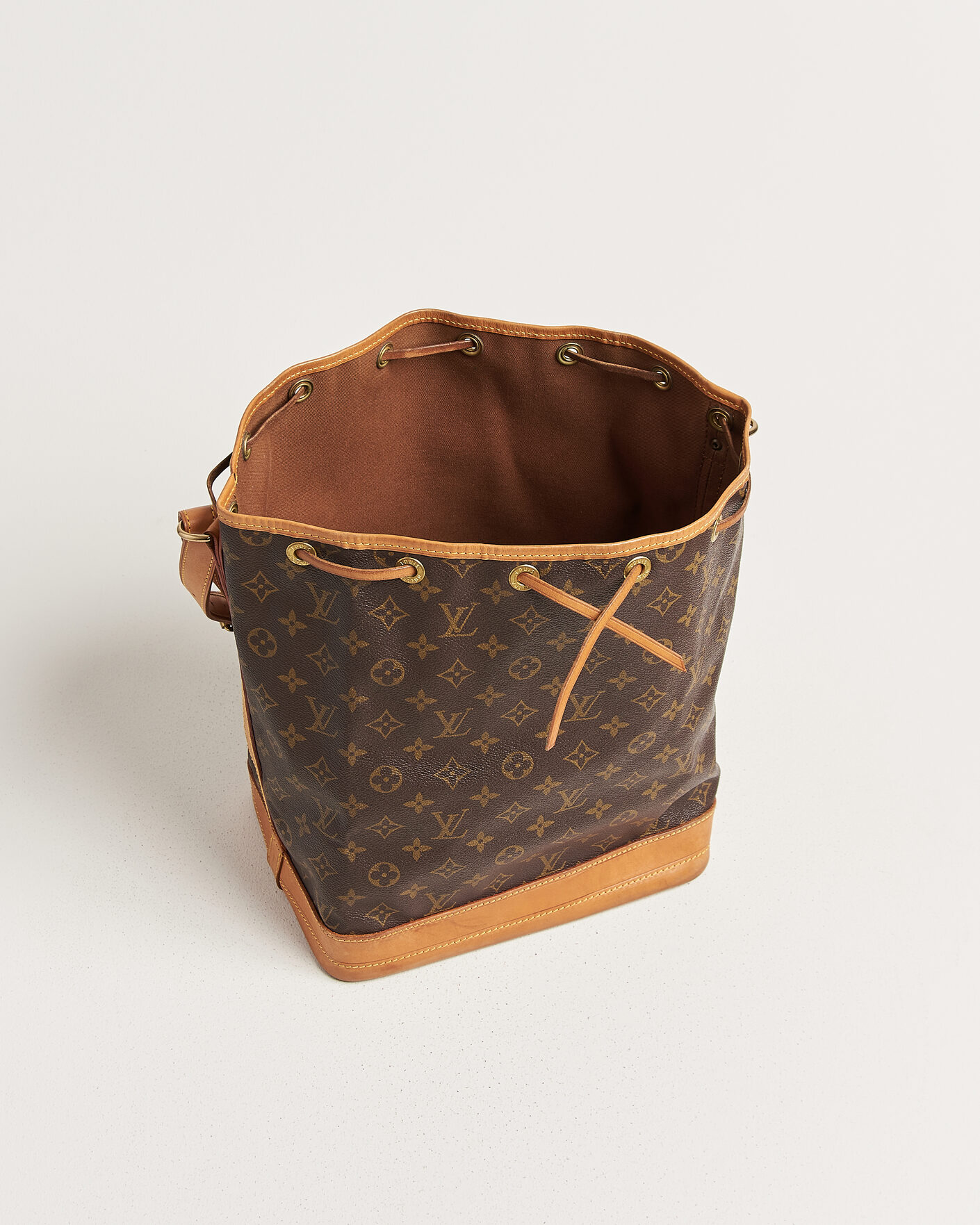 Herr | Pre-Owned & Vintage Bags | Louis Vuitton Pre-Owned | Noé Monogram