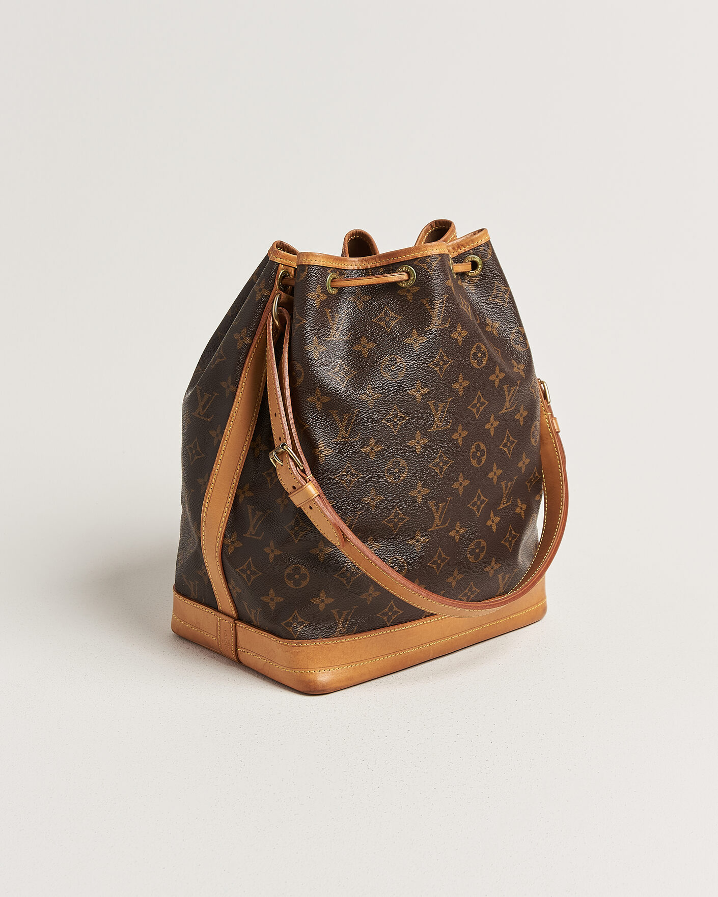 Herr | Pre-Owned & Vintage Bags | Louis Vuitton Pre-Owned | Noé Monogram