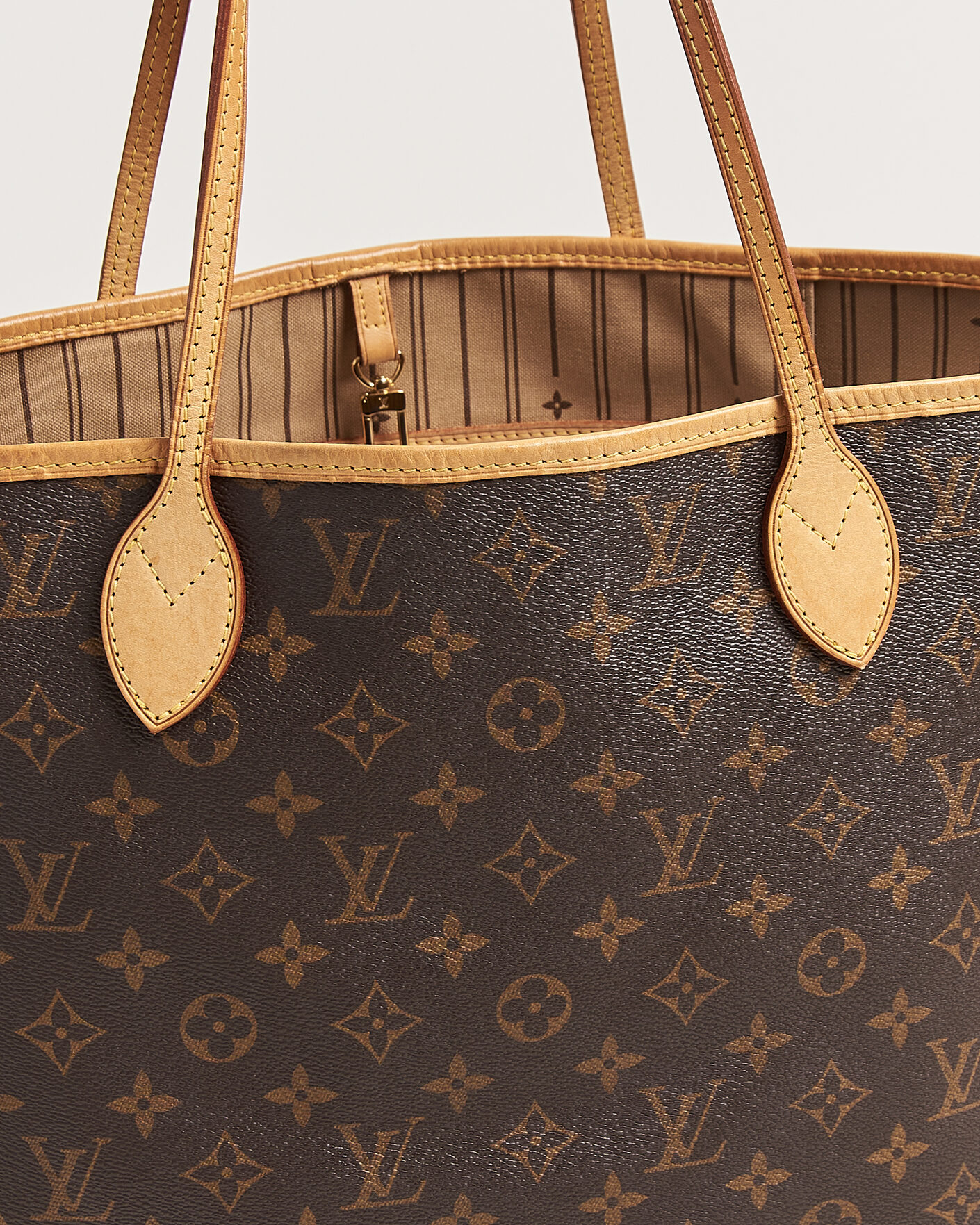 Herr | Pre-Owned & Vintage Bags | Louis Vuitton Pre-Owned | Neverfull MM Monogram