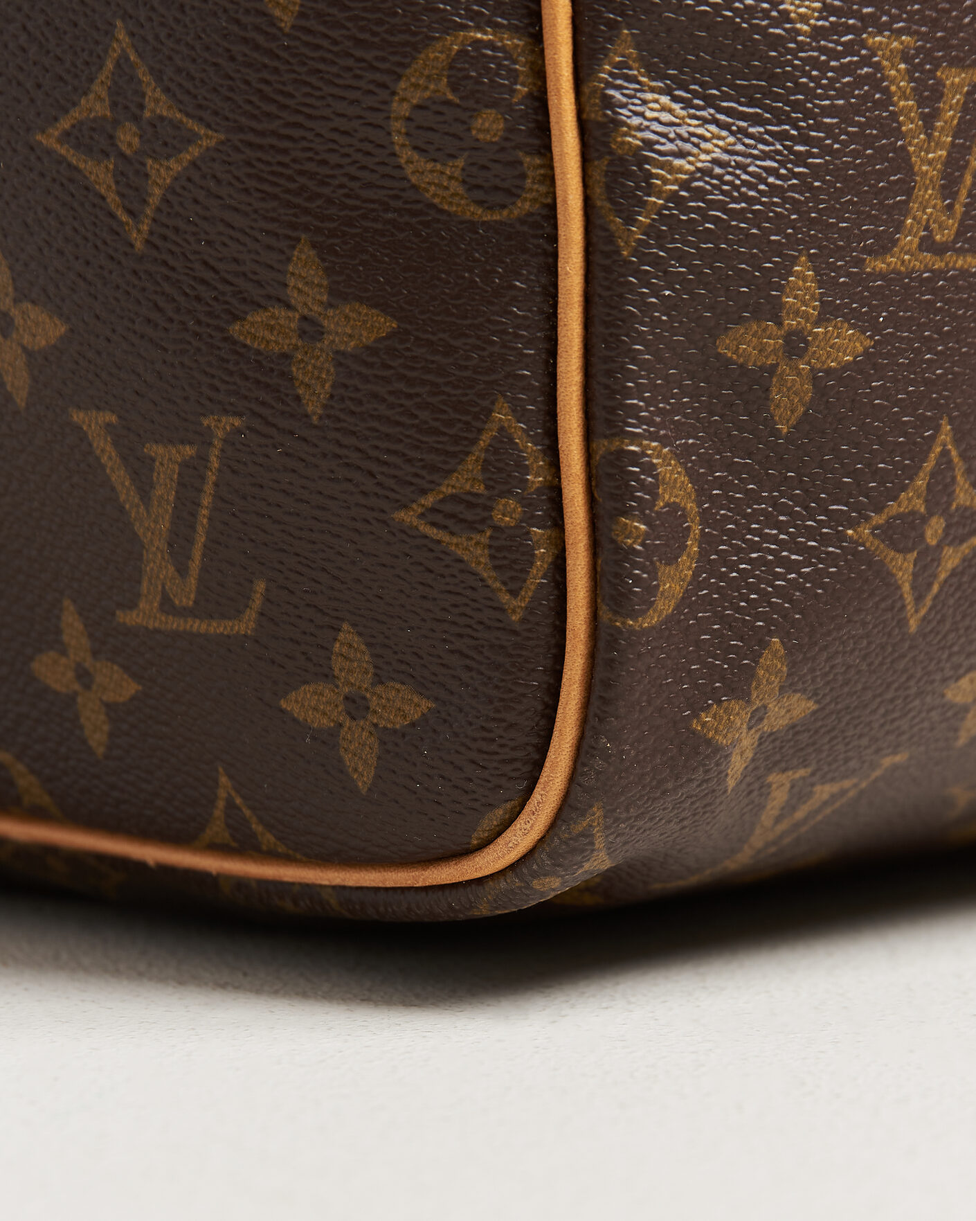 Herr | Pre-Owned & Vintage Bags | Louis Vuitton Pre-Owned | Keepall Bandouliére 55 Monogram
