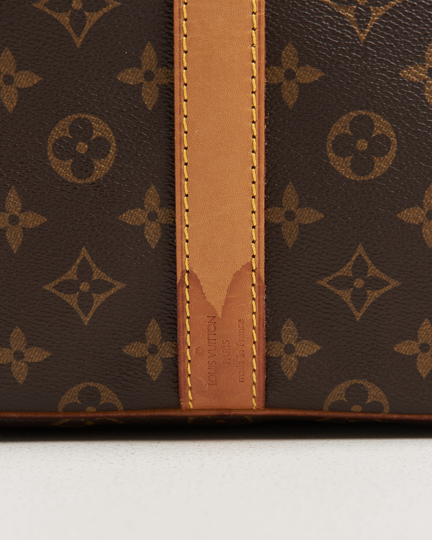 Herr | Pre-Owned & Vintage Bags | Louis Vuitton Pre-Owned | Keepall Bandouliére 55 Monogram