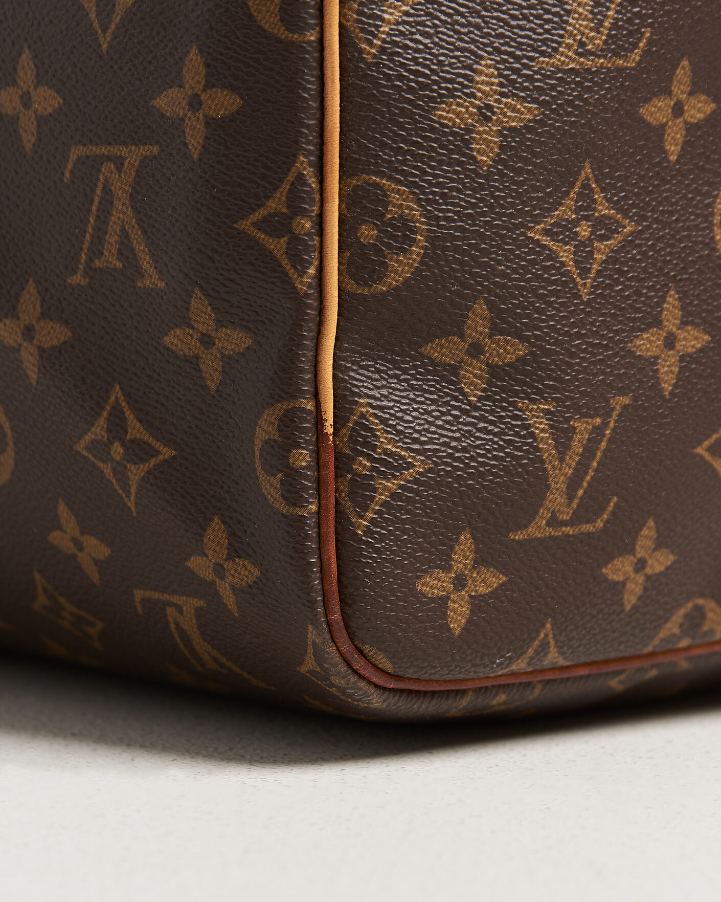 Herr | Pre-Owned & Vintage Bags | Louis Vuitton Pre-Owned | Keepall Bandouliére 55 Monogram