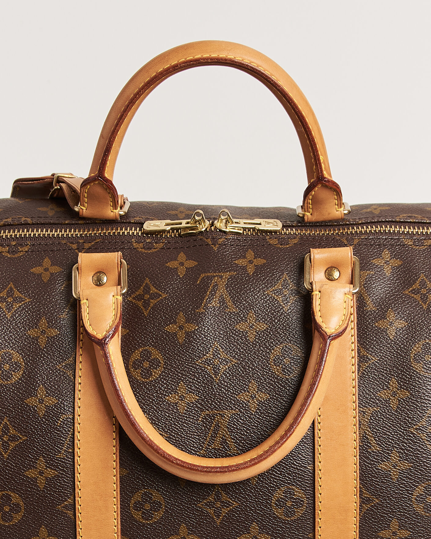 Herr | Pre-Owned & Vintage Bags | Louis Vuitton Pre-Owned | Keepall Bandouliére 55 Monogram