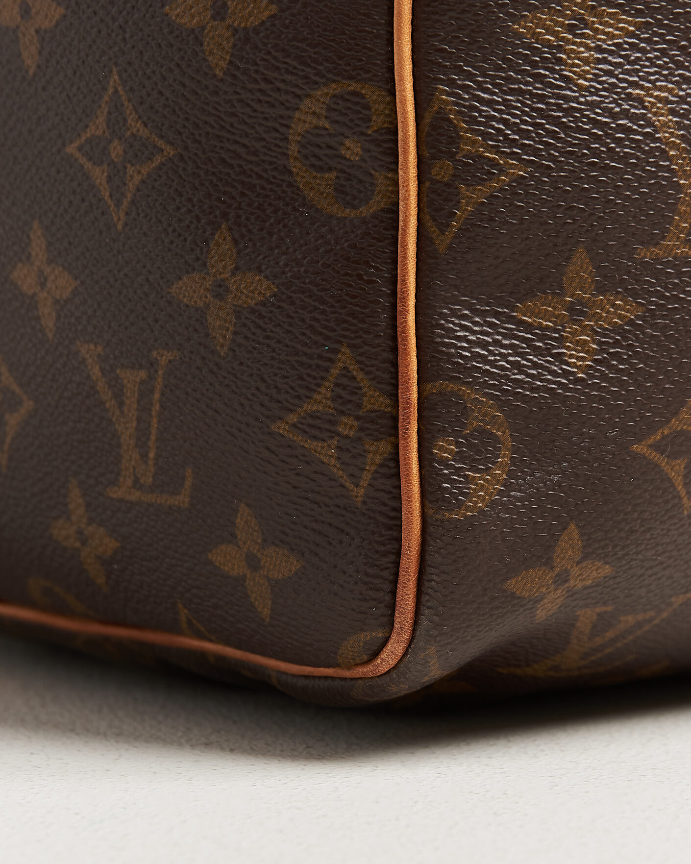 Herr | Pre-Owned & Vintage Bags | Louis Vuitton Pre-Owned | Keepall Bandouliére 55 Monogram