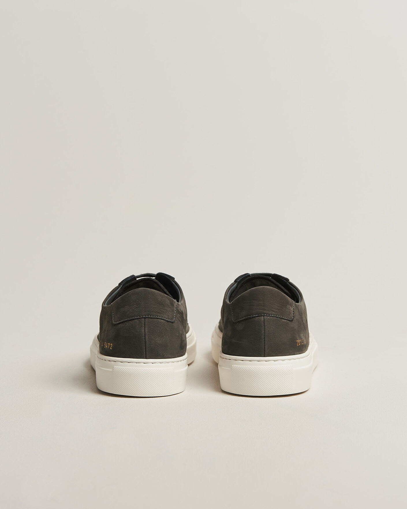 Herr | Sneakers | Common Projects | Original Achilles Nubuck Sneaker Dark Grey