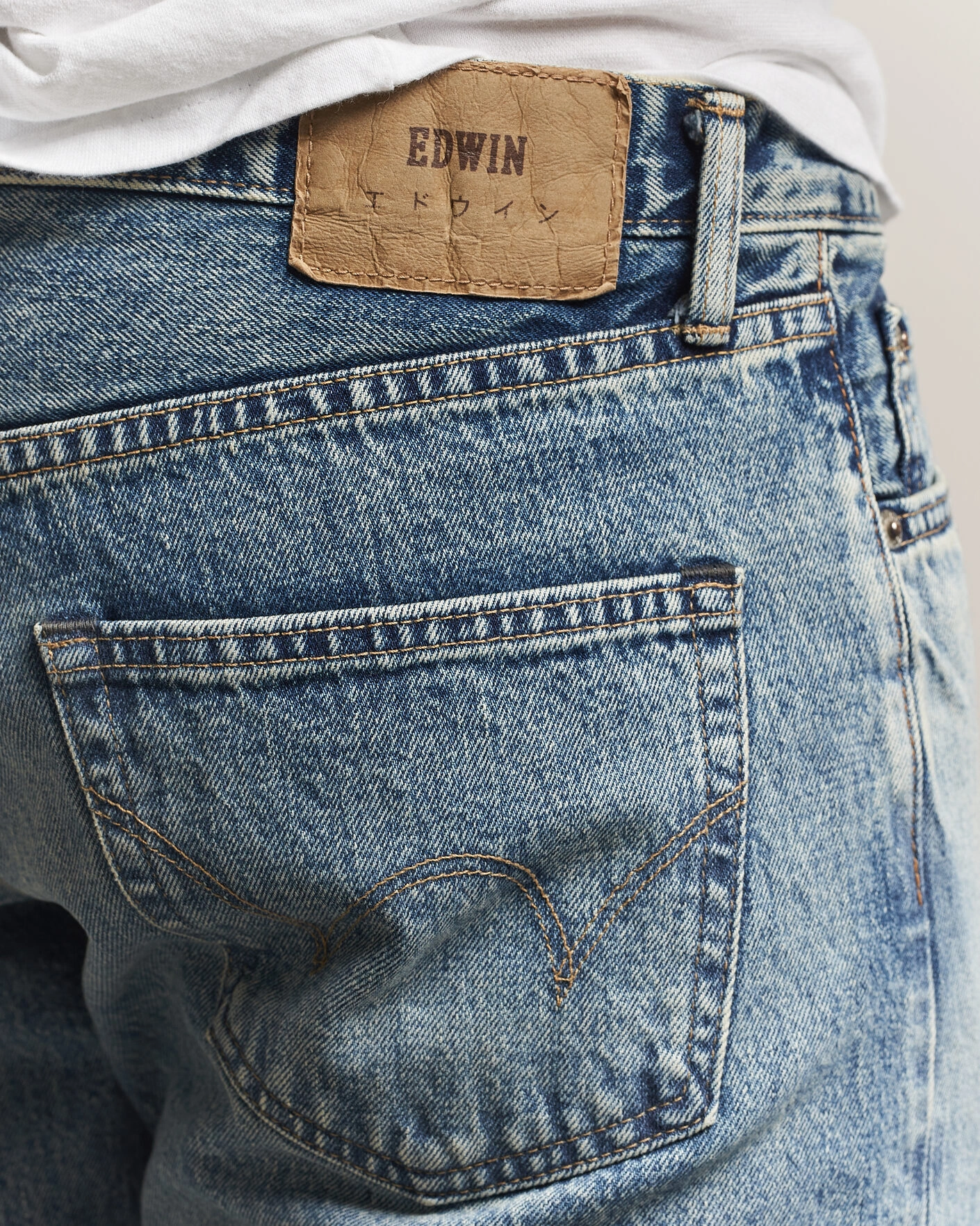 Herr | Jeans | EDWIN | Regular Tapered Rainbow Selvage Jeans Light Used
