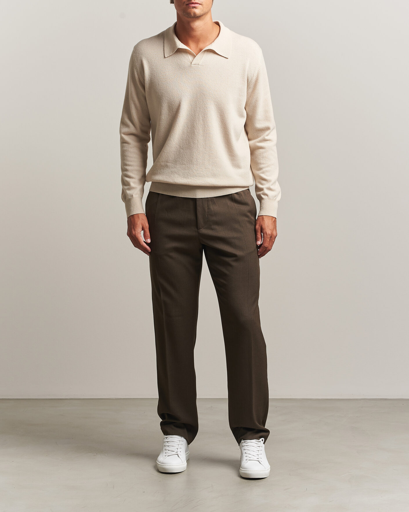 Herr | Byxor | Filippa K | Theo Relaxed Wool Trousers Walnut Brown