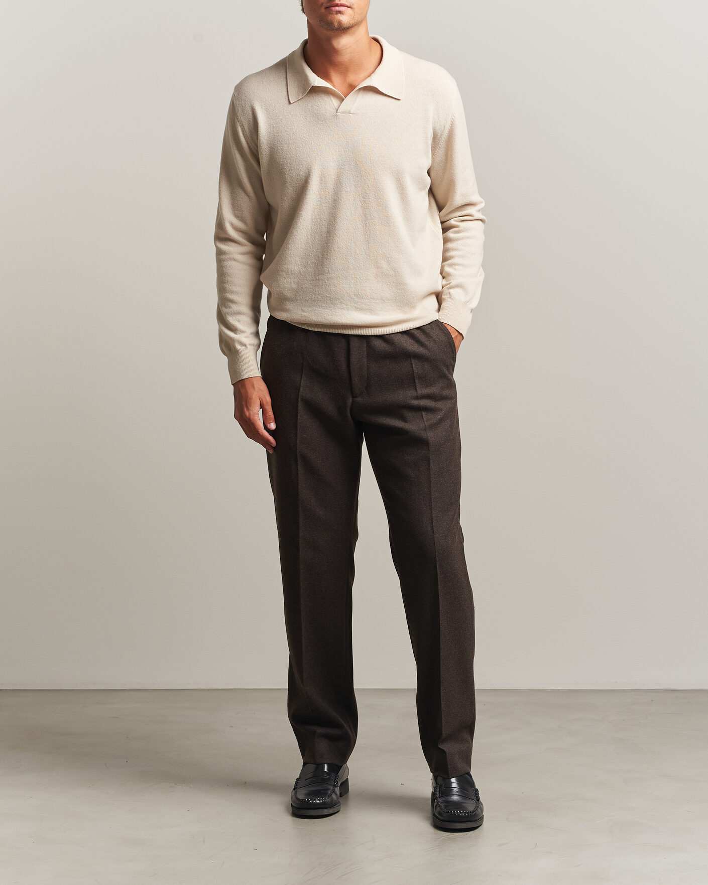 Herr | Byxor | Filippa K | Theo Relaxed Flannel Trousers Walnut Brown