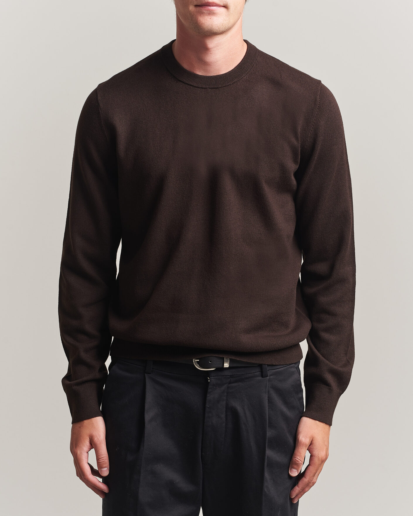 Herr | Tröjor | Filippa K | Cotton Merino Knitted Sweater Dark Chocolate
