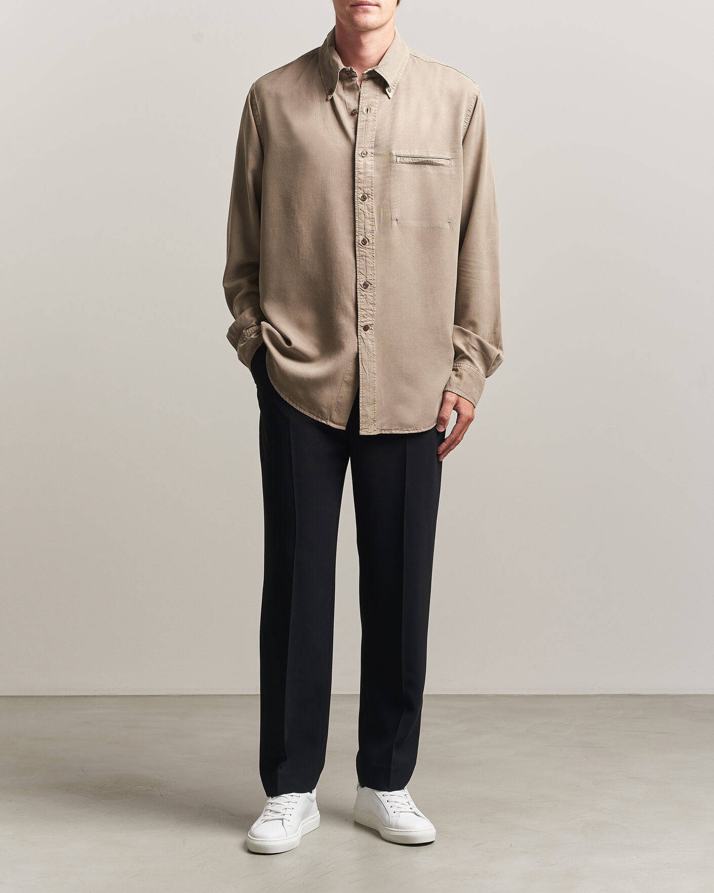 Herr | Skjortor | Filippa K | Zack Lyocell Shirt Stone Taupe