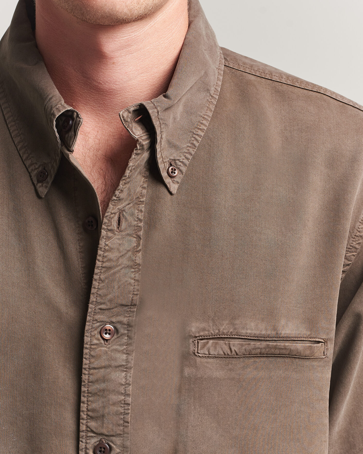 Herr | Skjortor | Filippa K | Zack Lyocell Shirt Ebony Brown