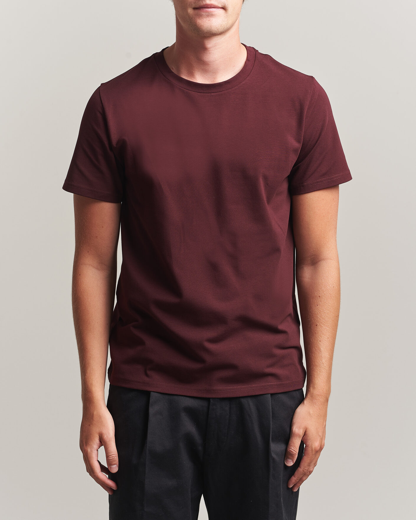 Herr | T-Shirts | Filippa K | Soft Lycra T-Shirt Dark Burgundy