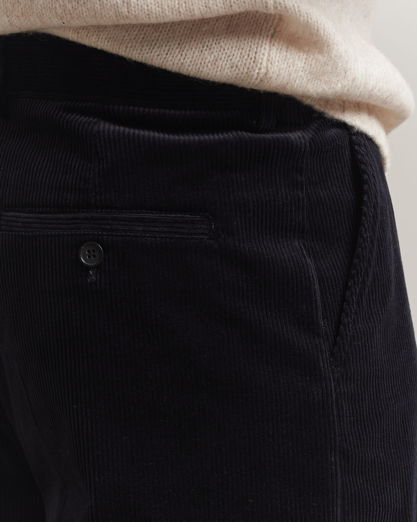 Herr | Byxor | Filippa K | Hector Corduroy Trousers Dark Navy