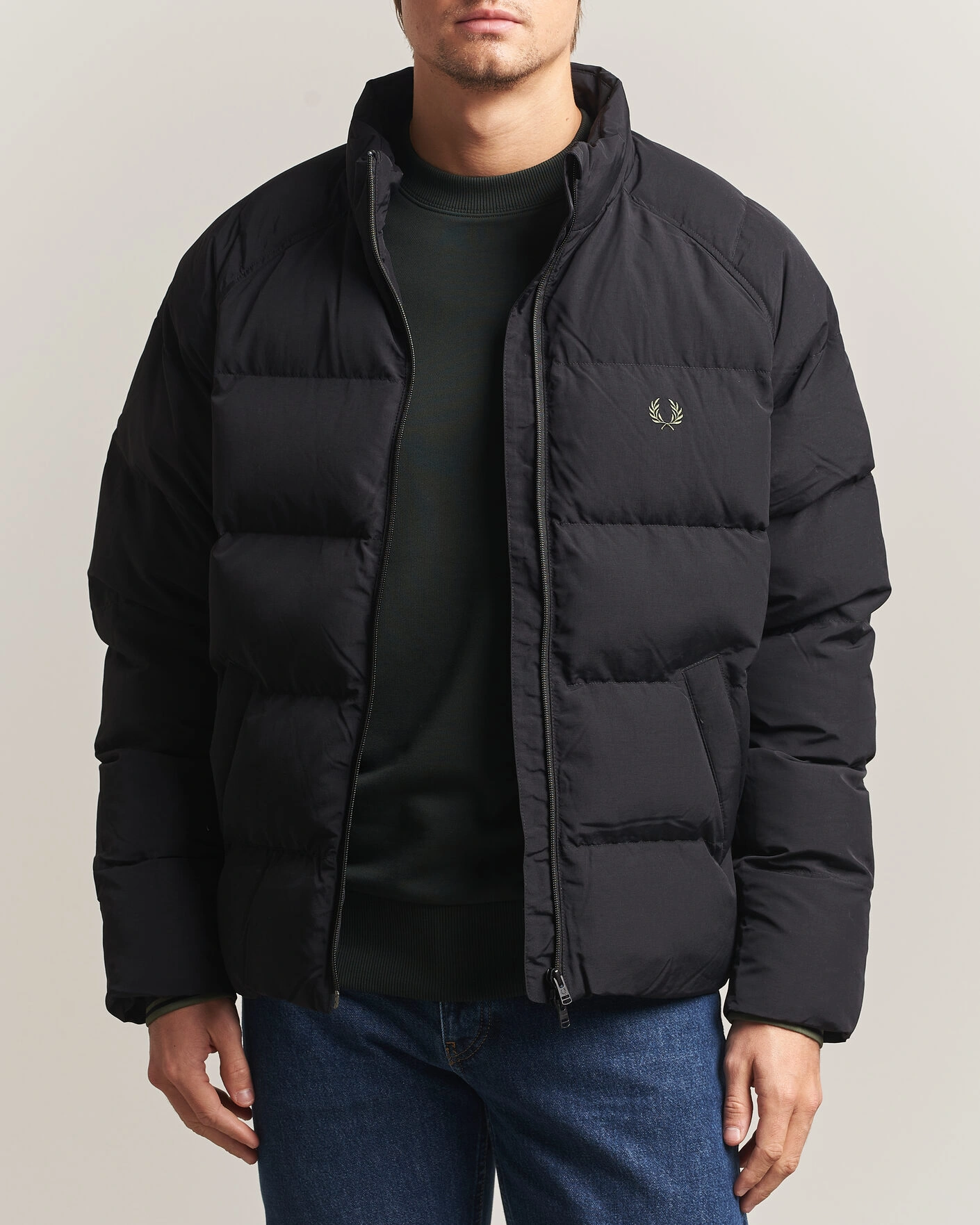 Herr | Jackor | Fred Perry | Raglan Sleeve Padded Jacket Black