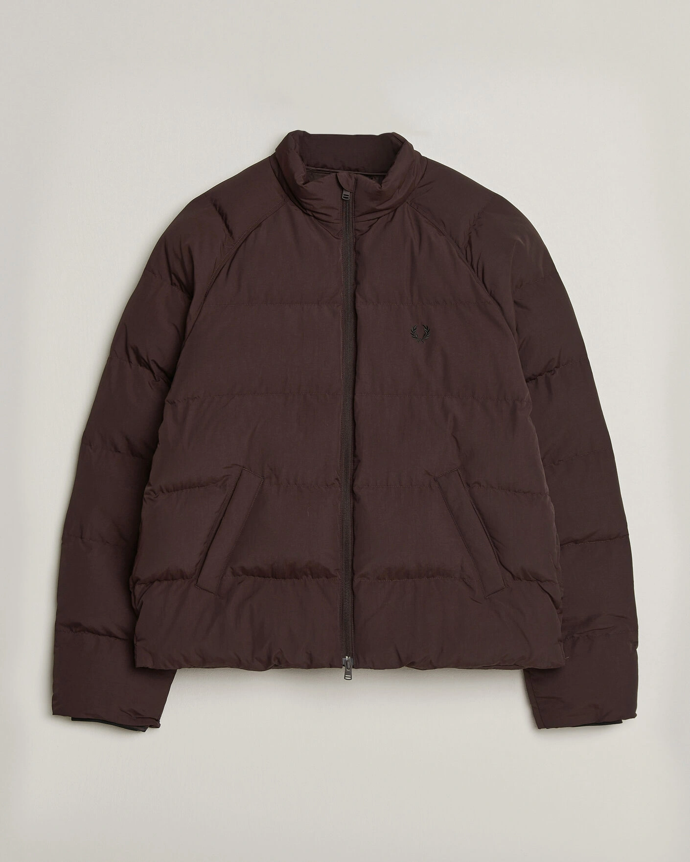 Herr | Jackor | Fred Perry | Raglan Sleeve Padded Jacket Rich Brown