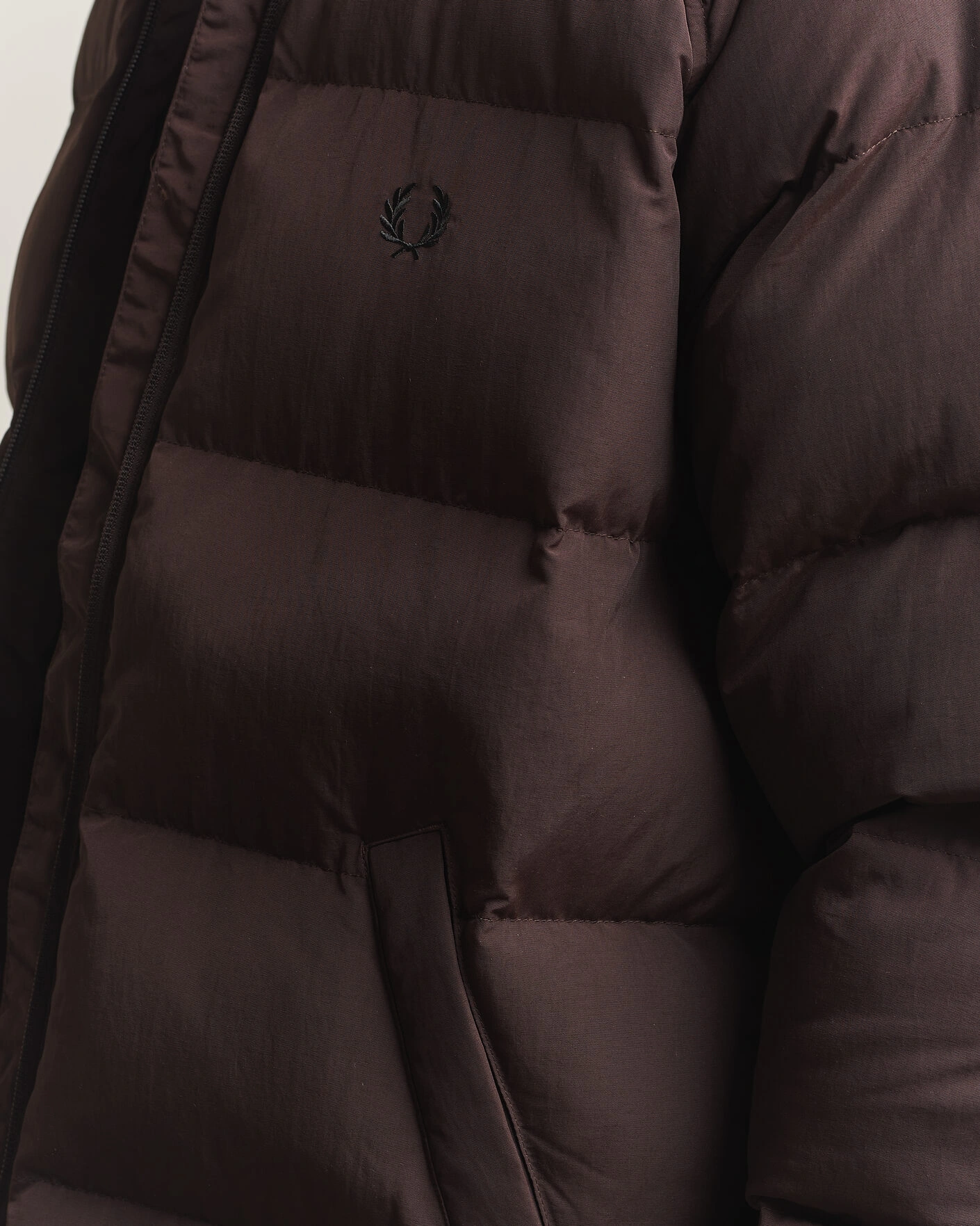 Herr | Jackor | Fred Perry | Raglan Sleeve Padded Jacket Rich Brown