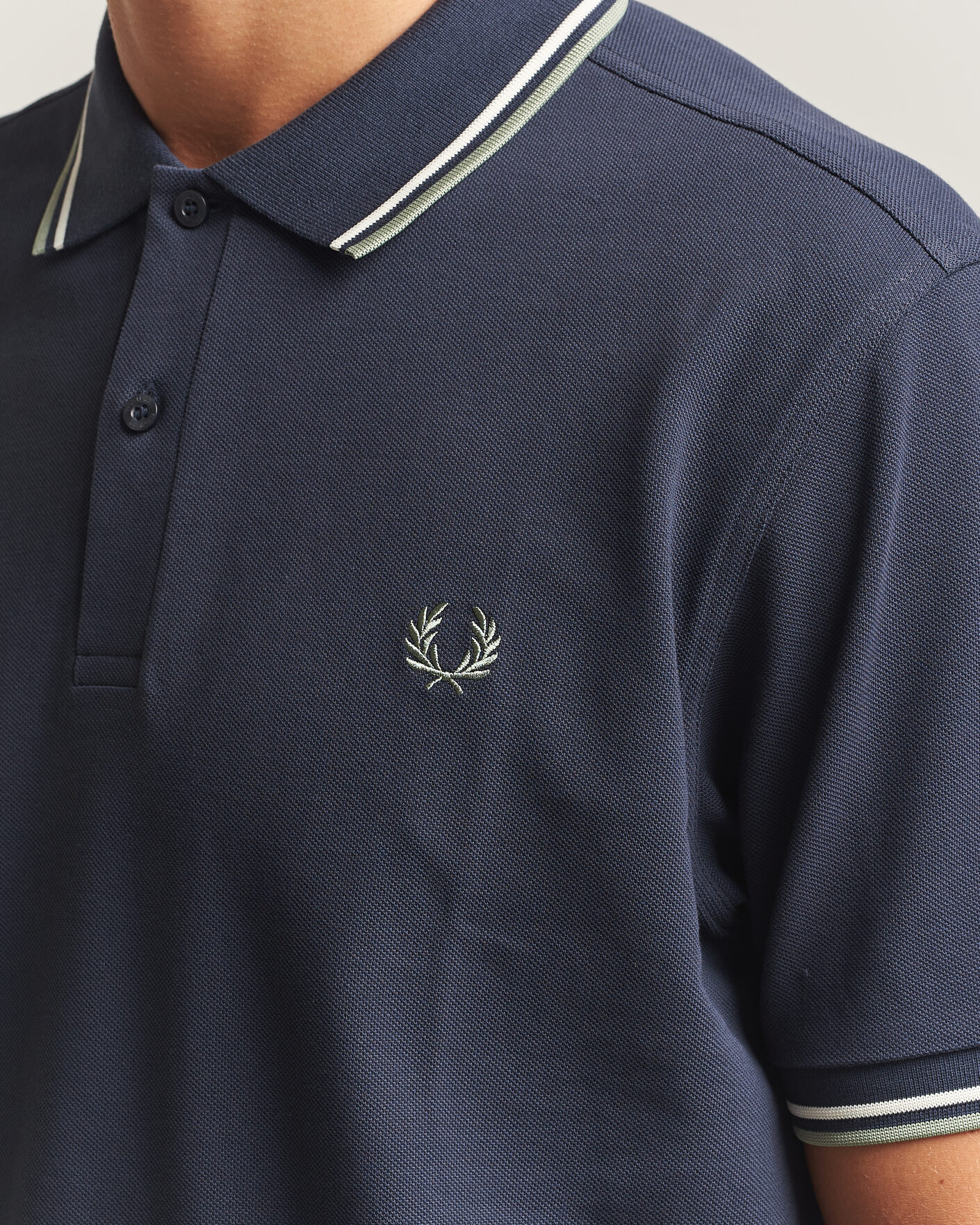 Herr | Pikéer | Fred Perry | Twin Tipped Polo Shirt Dark Airforce