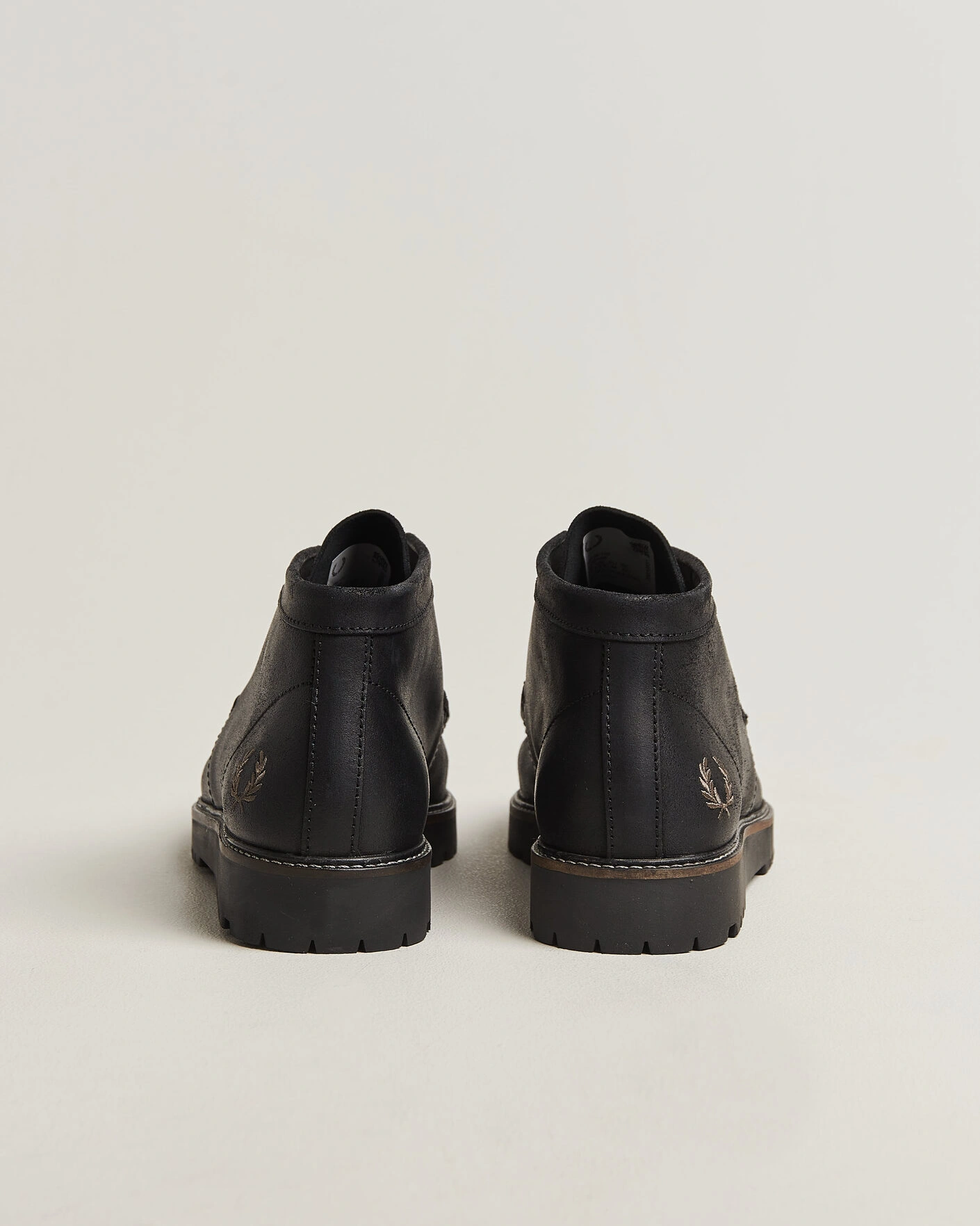 Herr | Kängor | Fred Perry | Kenney Waxed Suede Chukka Boot Black