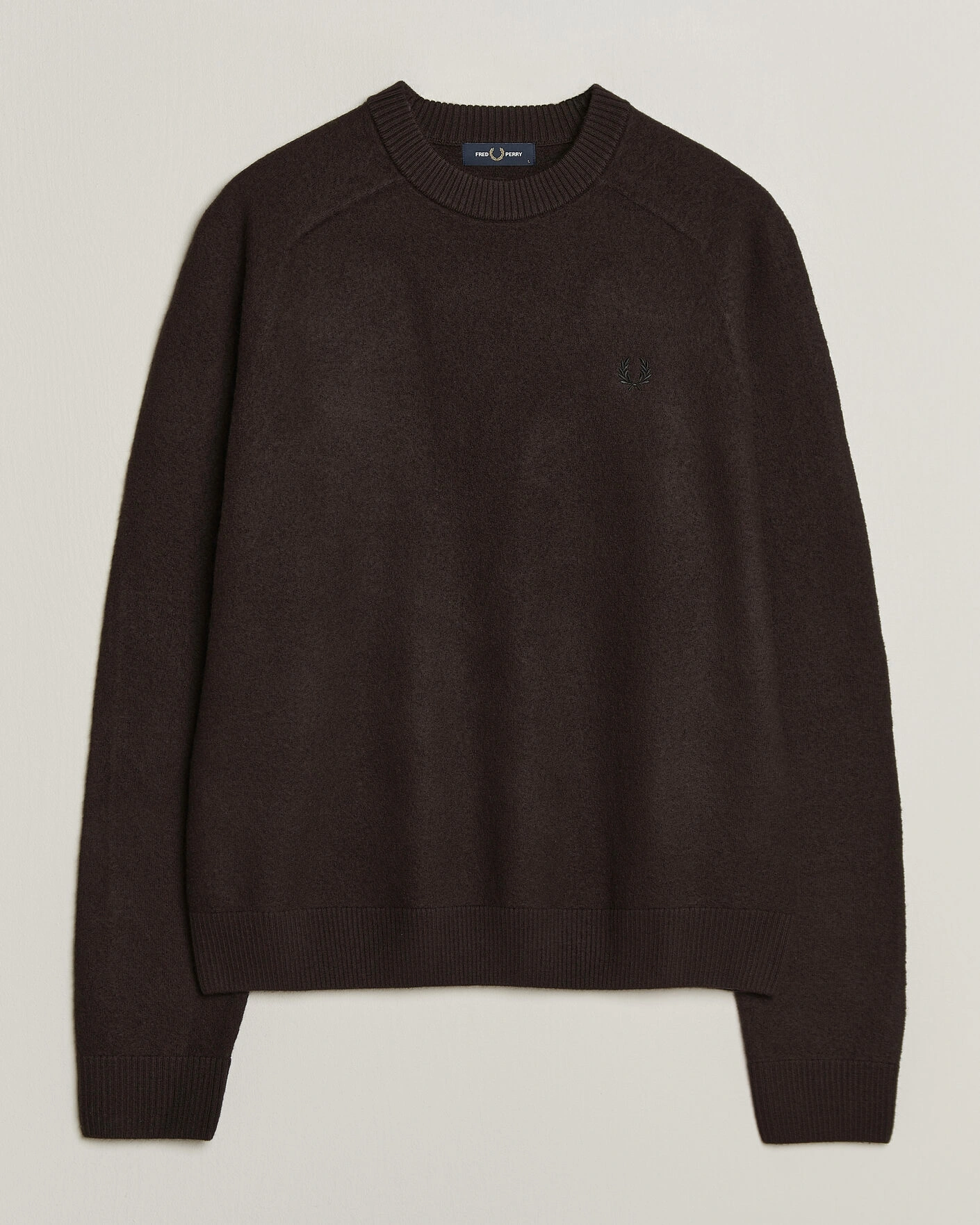 Herr | Tröjor | Fred Perry | Wool Saddle Sleeve Crew Neck Rich Brown