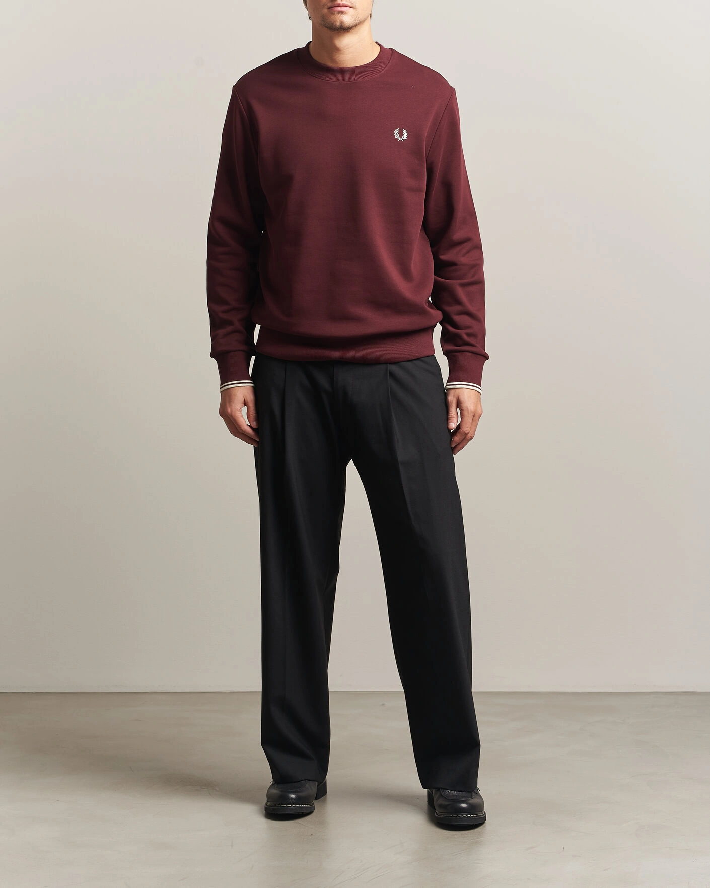 Herr | Tröjor | Fred Perry | Crew Neck Sweatshirt Oxblood