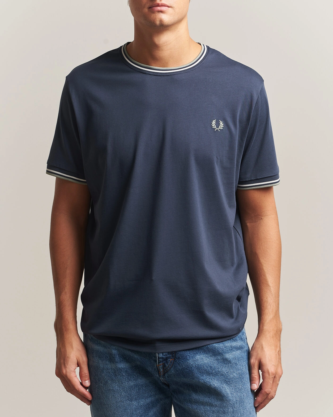 Herr | T-Shirts | Fred Perry | Twin Tipped T-Shirt Dark Airforce
