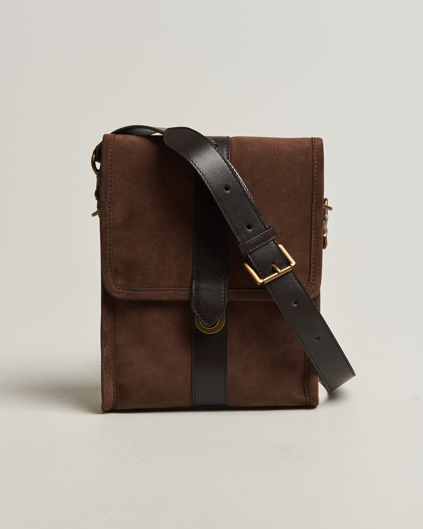 Herr | Väskor | Gant | Suede Shoulder Bag Soil Brown