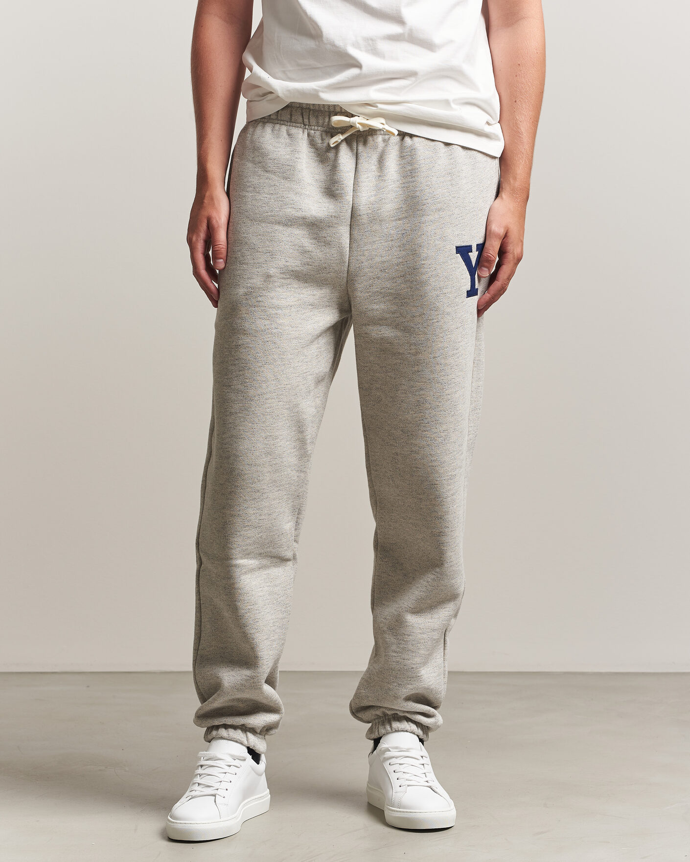 Herr | Byxor | Gant | YALE Sweatpants Grey Melange