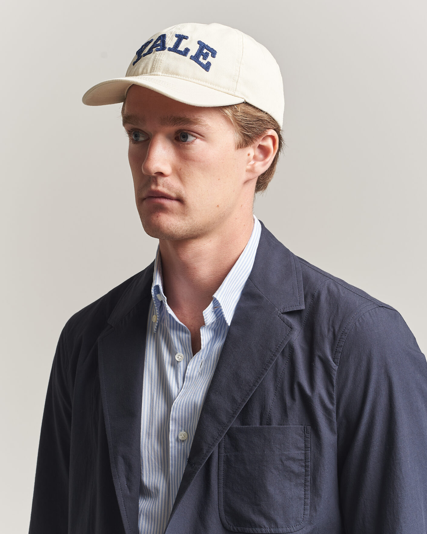 Herr | Hattar & kepsar | Gant | YALE Heavy Washed Cotton Twill Cap Cream
