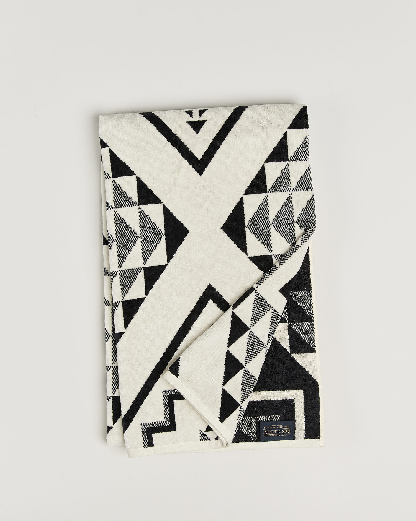 Herr | Textilier | Pendleton | Oversized Jacquard Spa Towel Oxbow