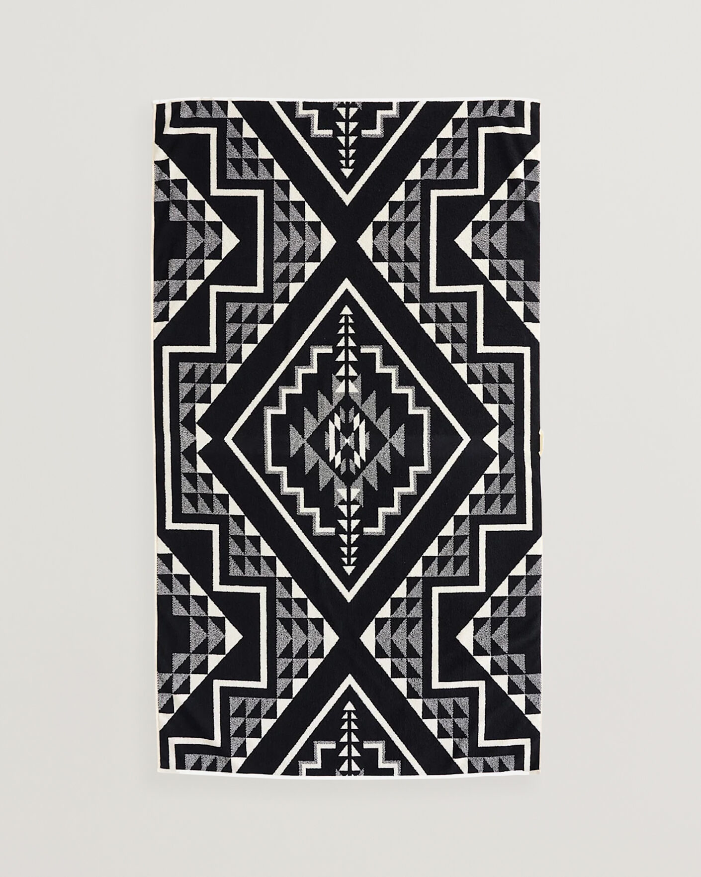 Herr | Textilier | Pendleton | Oversized Jacquard Spa Towel Oxbow