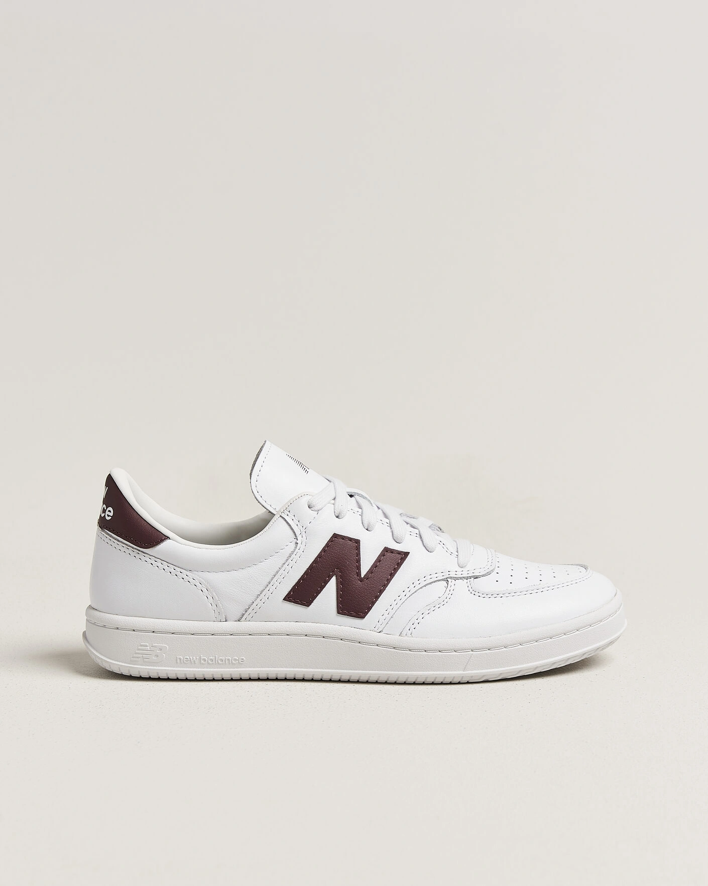 Herr | Sneakers | New Balance | T500 Sneakers White/Cherry
