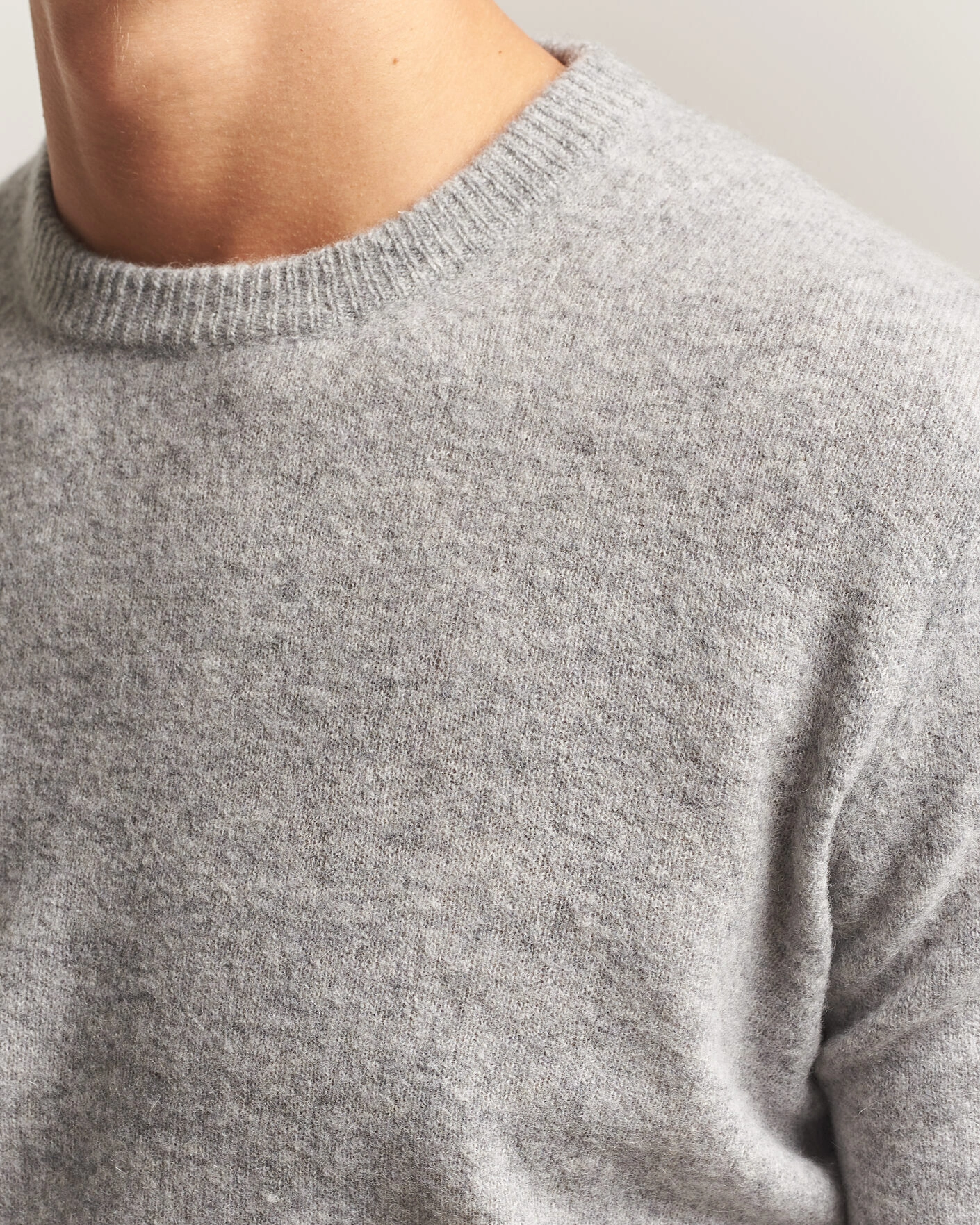 Herr | Tröjor | Altea | Cloud Cashmere Blend Sweater Grey Melange