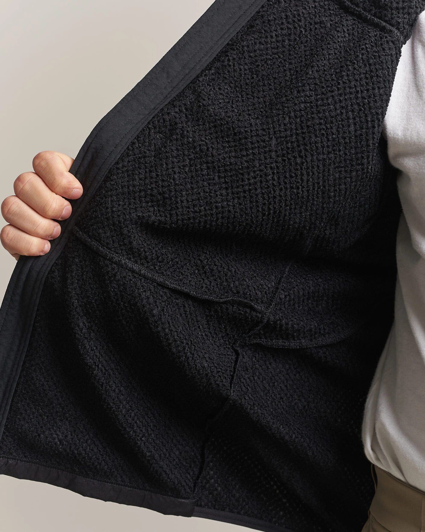 Herr | Jackor | Haglöfs | Nallo Touring Hybrid Mid Layer Jacket True Black