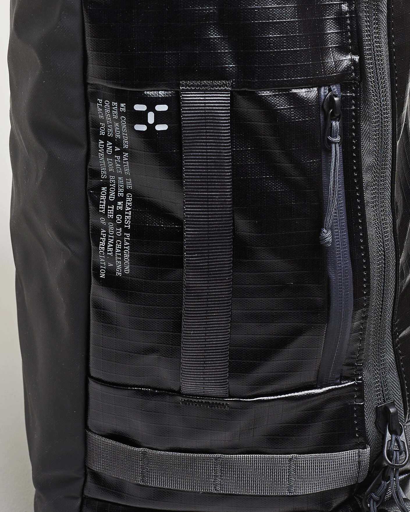 Herr | Väskor | Haglöfs | Magma 42L Duffle Bag True Black