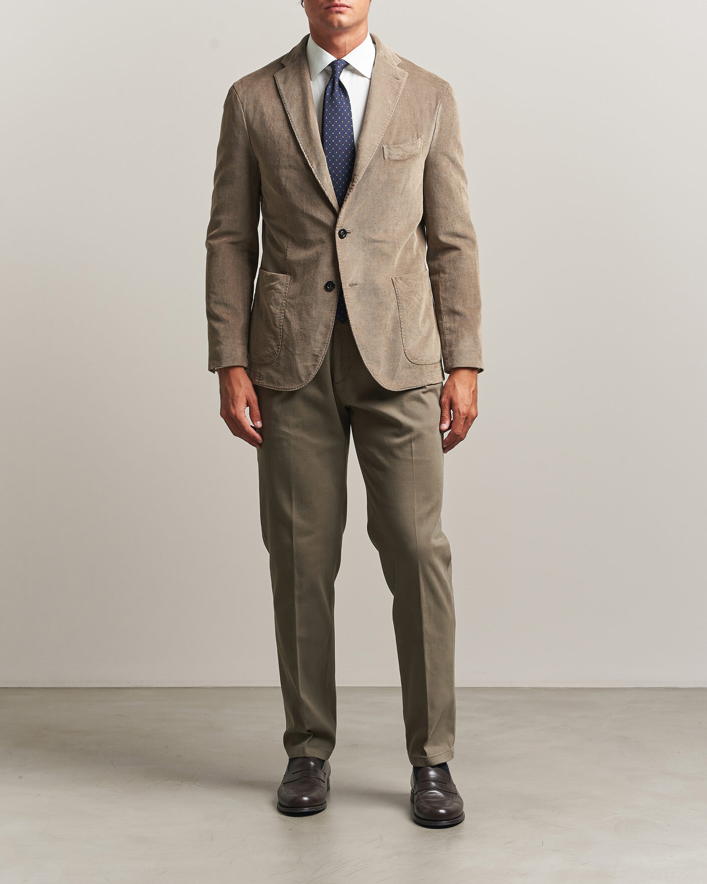Herr | Byxor | Boglioli | Pleated Cotton Twill Chinos Olive