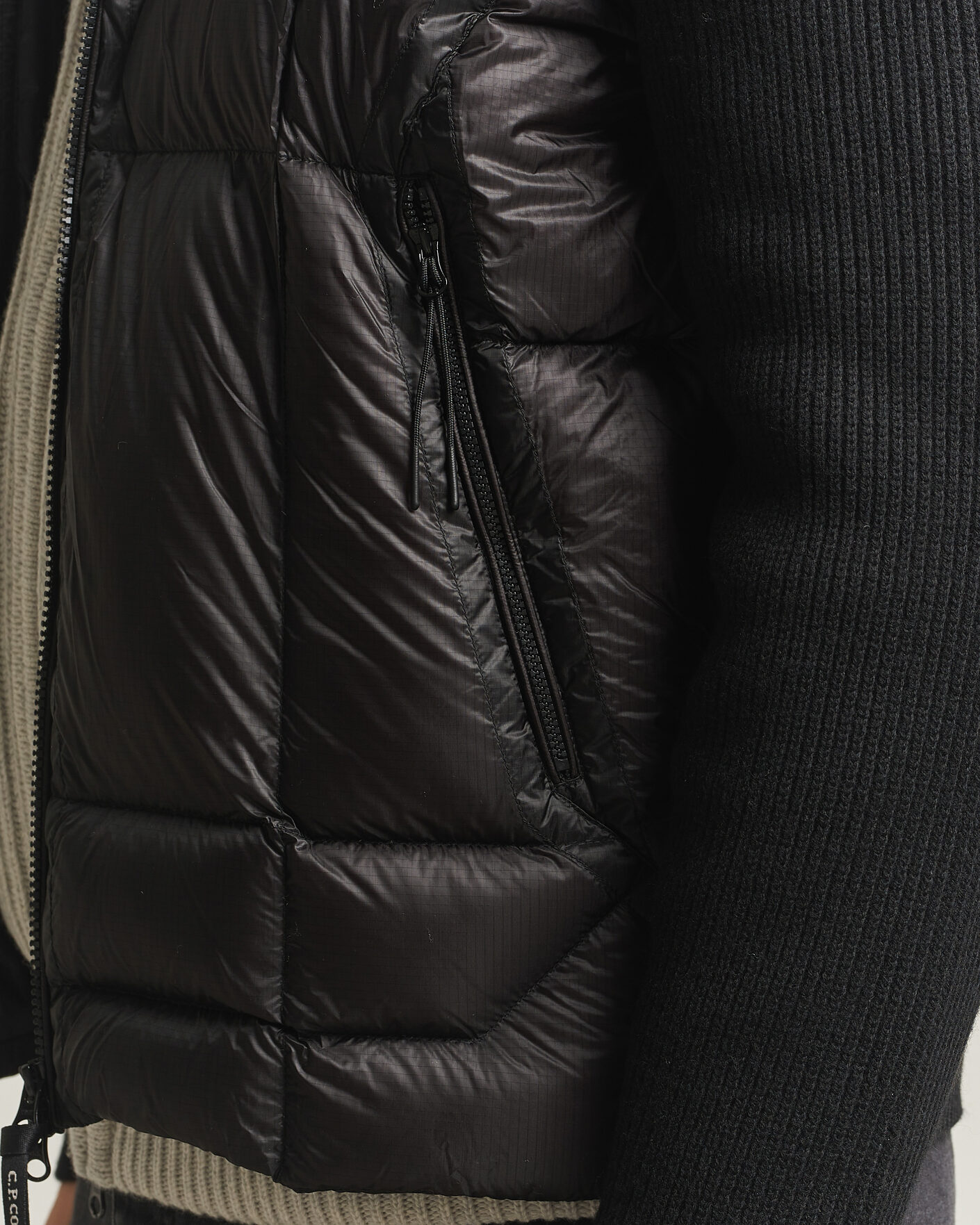 Herr | Jackor | C.P. Company | Merino Wool Padded Hybrid Hood Jacket Black