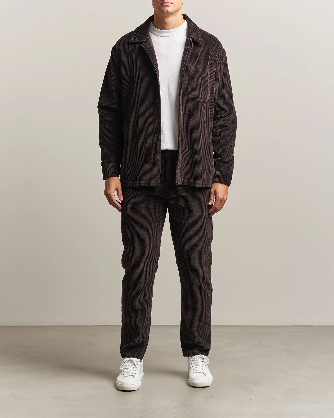 Herr | Skjortor | KnowledgeCotton Apparel | Cotton Corduroy Overshirt Chocolate