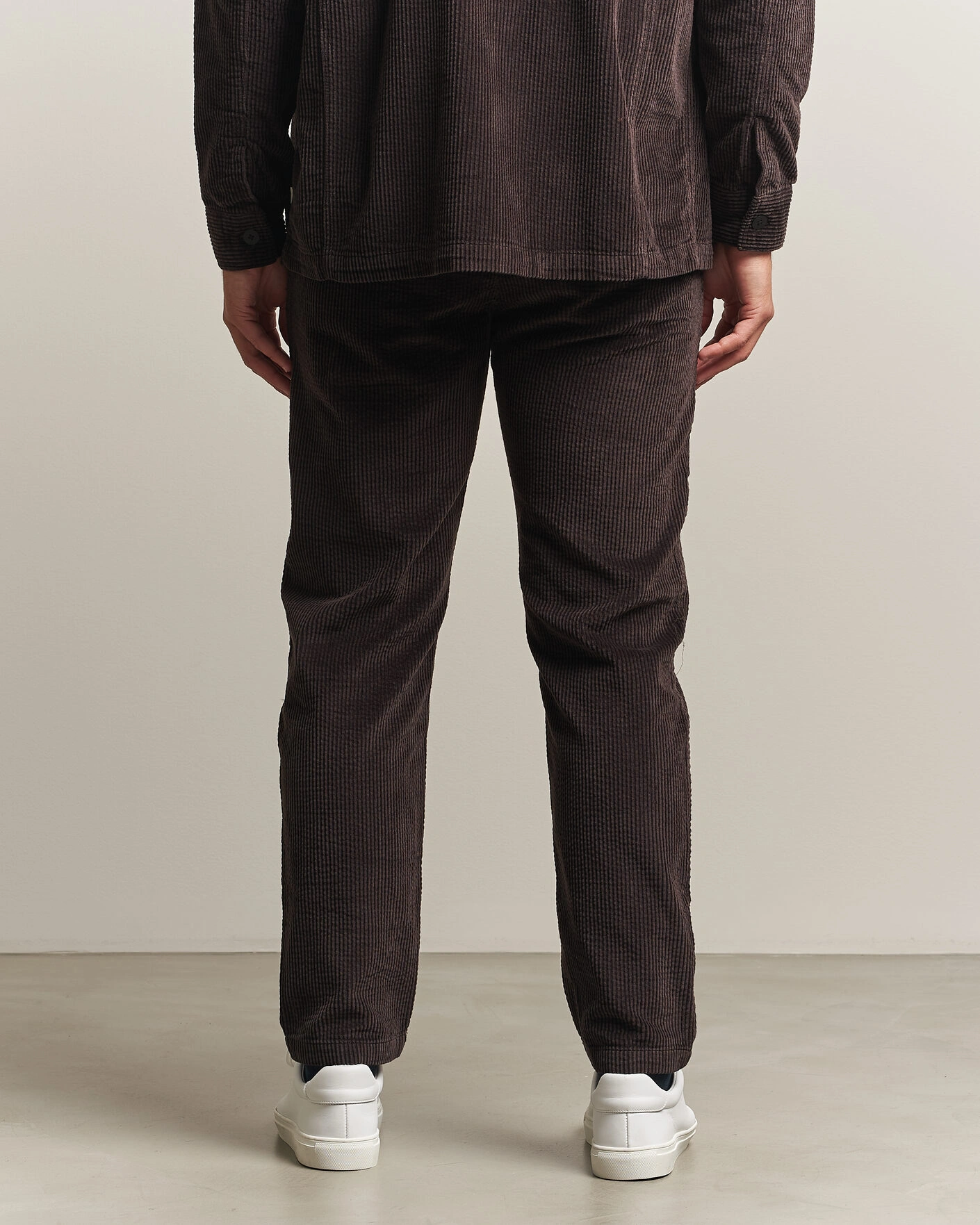 Herr | Byxor | KnowledgeCotton Apparel | Chuck Regular Cord Trousers Chocolate