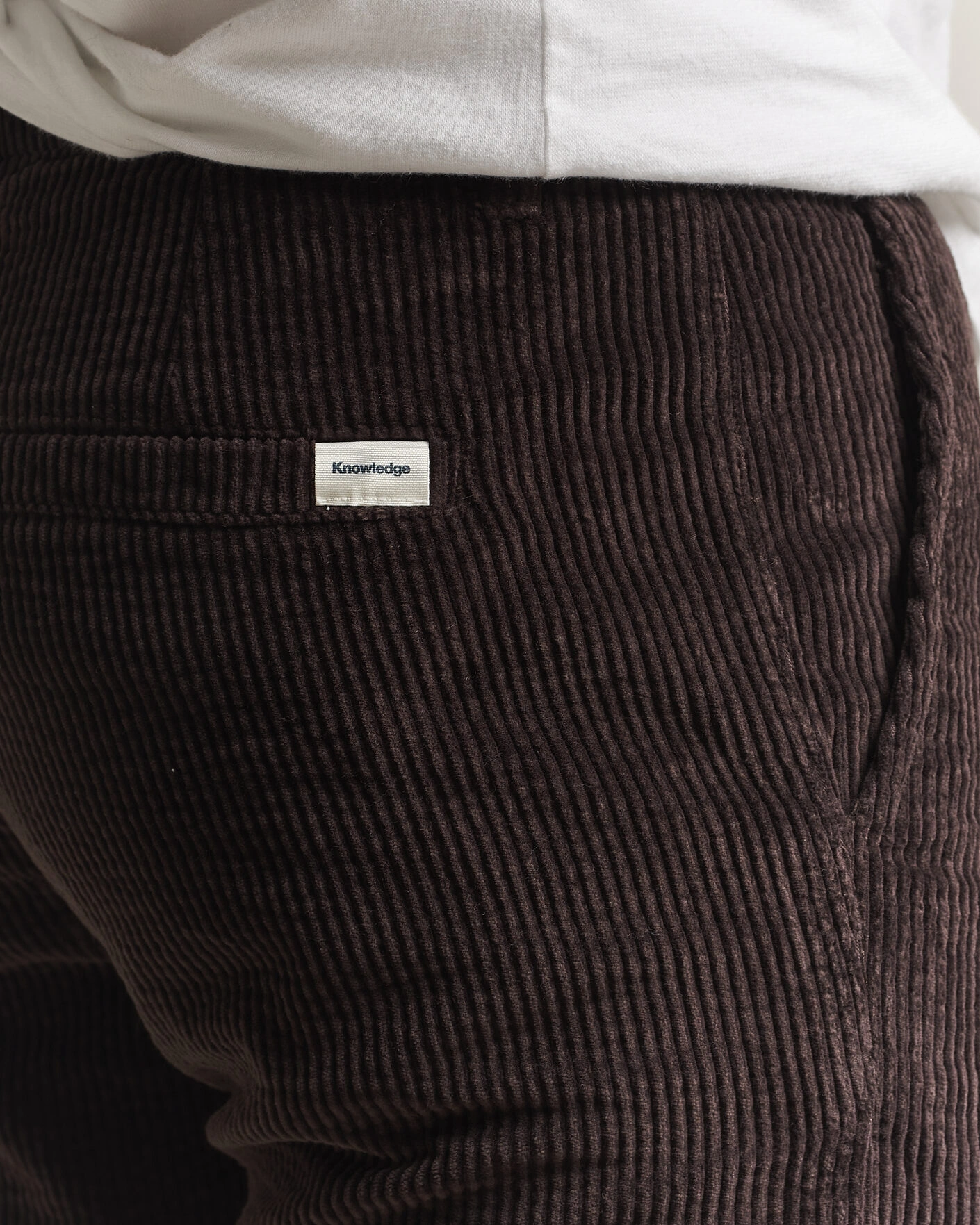 Herr | Byxor | KnowledgeCotton Apparel | Chuck Regular Cord Trousers Chocolate
