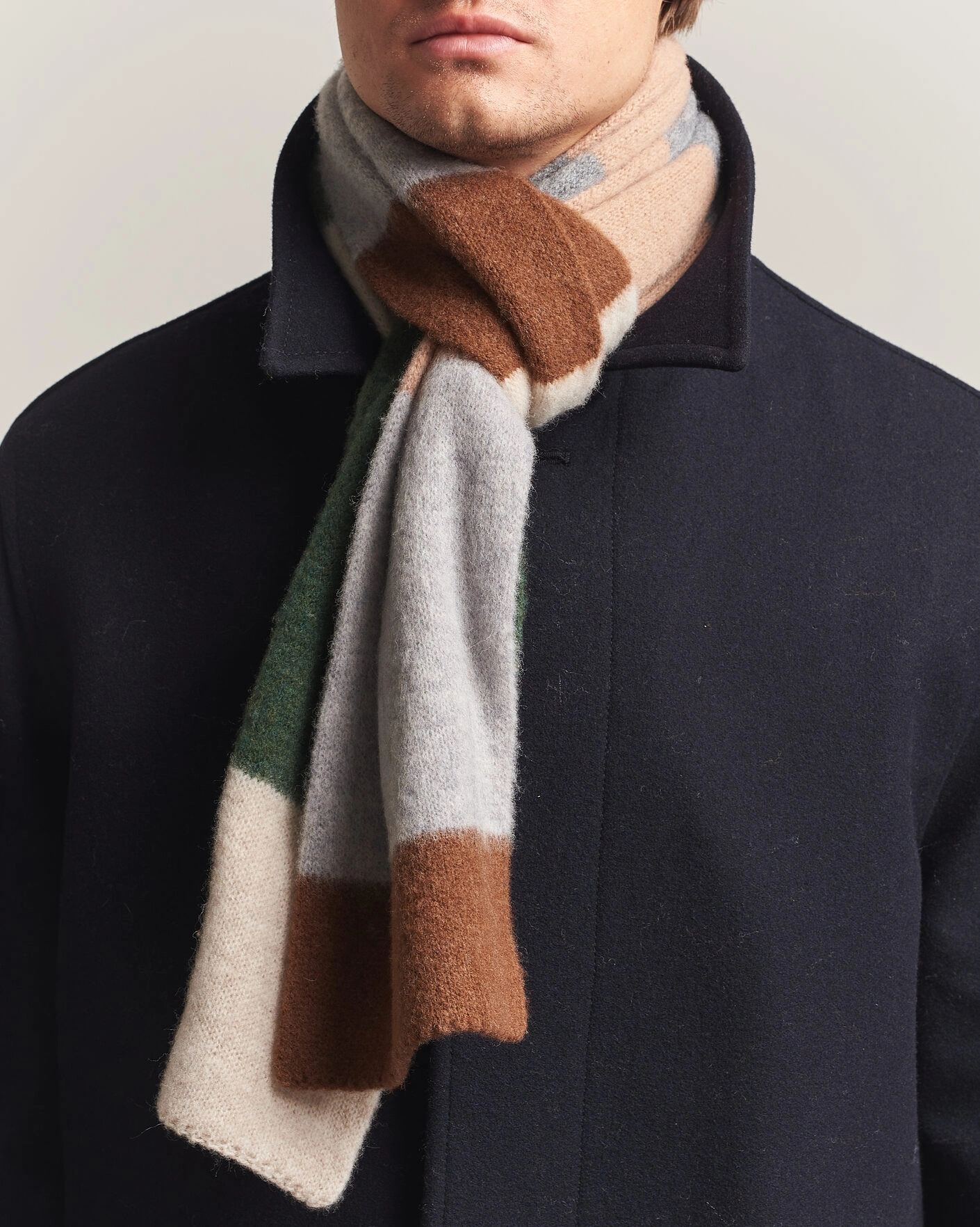 Herr | Halsdukar | Robert Mackie | Rona Ribbed Shaggy Lambswool Scarf Grey/Green/Beige Mix