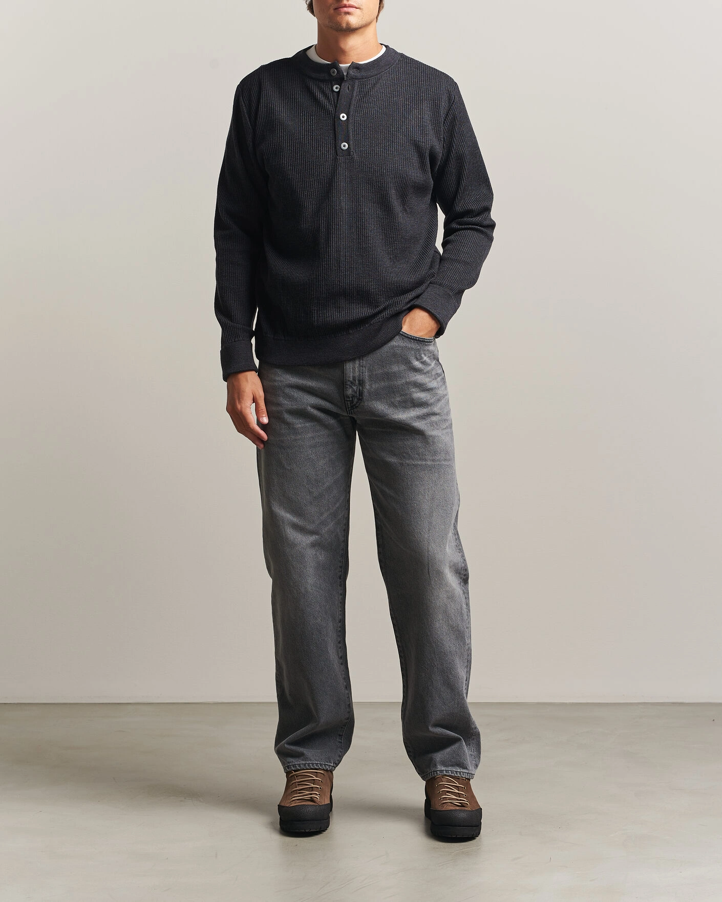 Herr | Tröjor | S.N.S. Herning | Stamina Rib Henley Magnetite Black