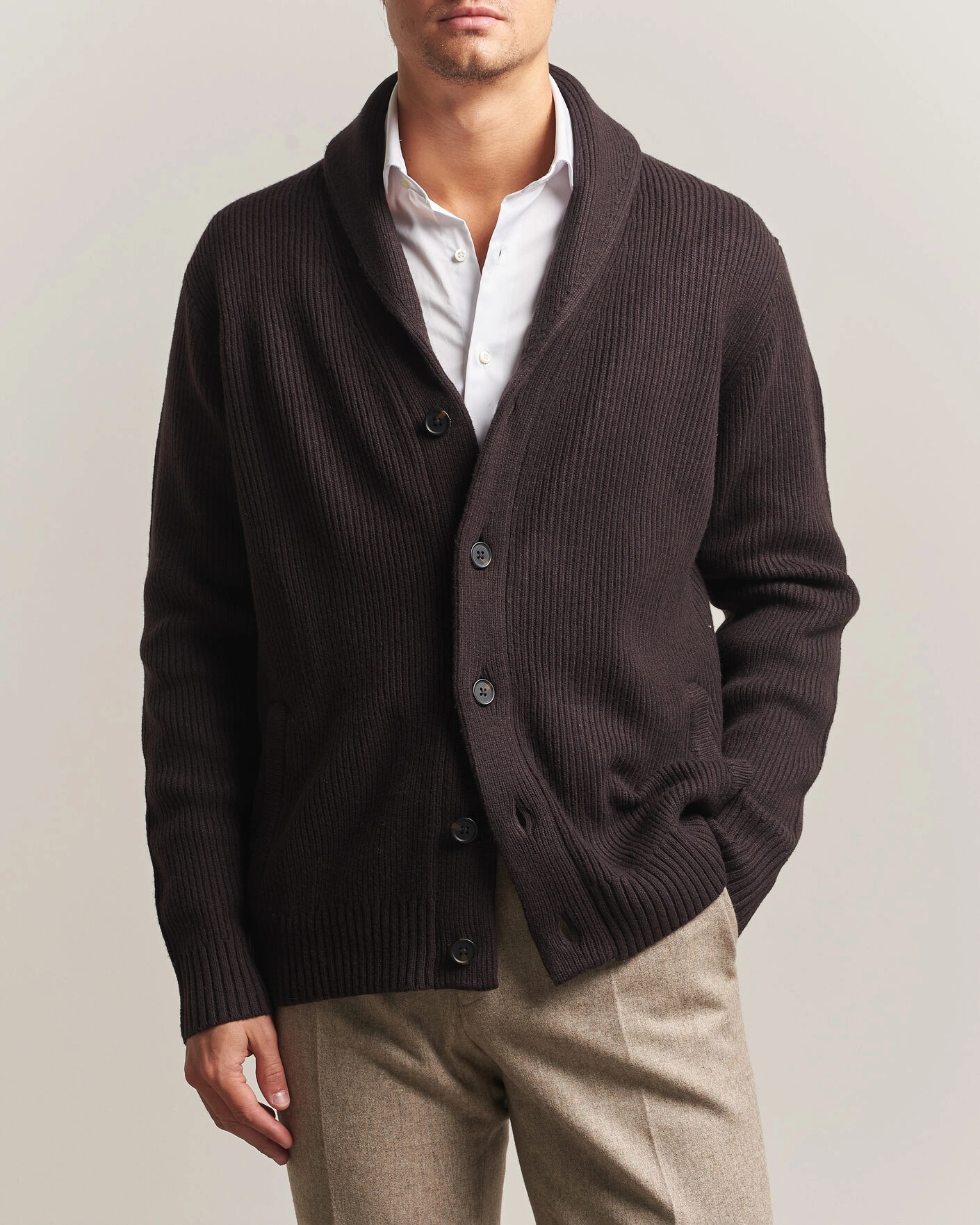 Herr | Tröjor | Charles Tyrwhitt | Chunky Merino Shawl Neck Cardigan Chocolate