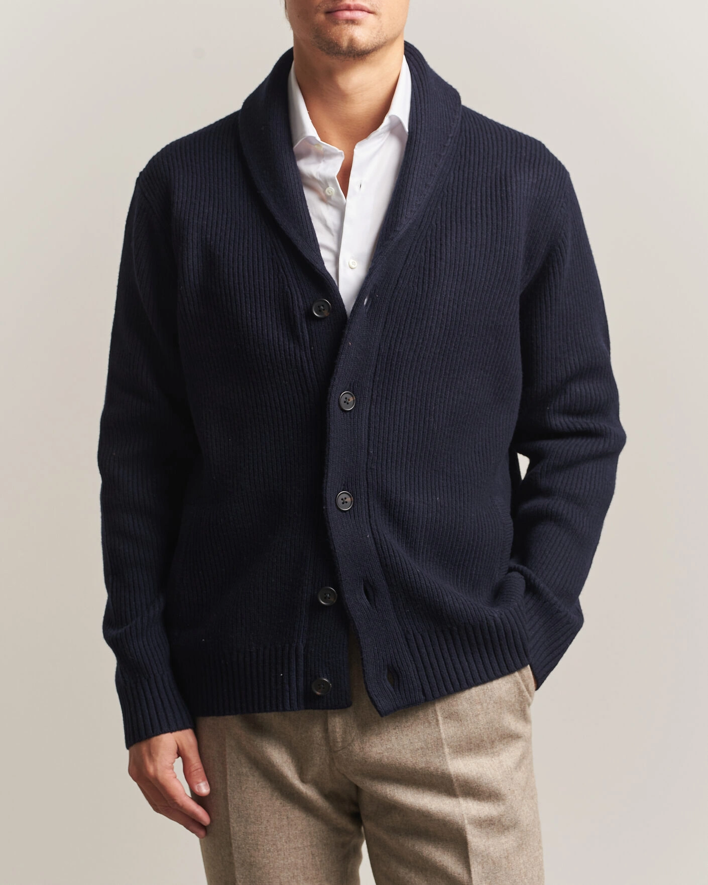 Herr | Tröjor | Charles Tyrwhitt | Chunky Merino Shawl Neck Cardigan Navy
