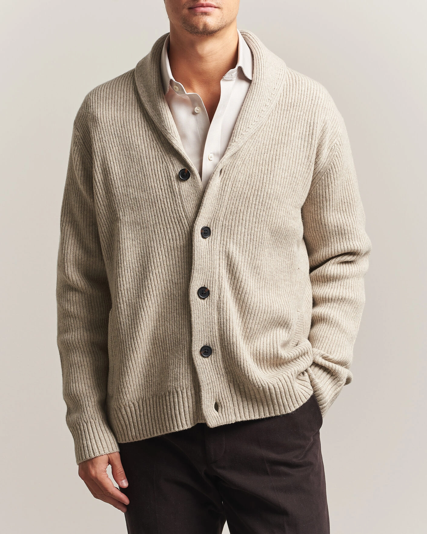 Herr | Tröjor | Charles Tyrwhitt | Chunky Merino Shawl Neck Cardigan Oat