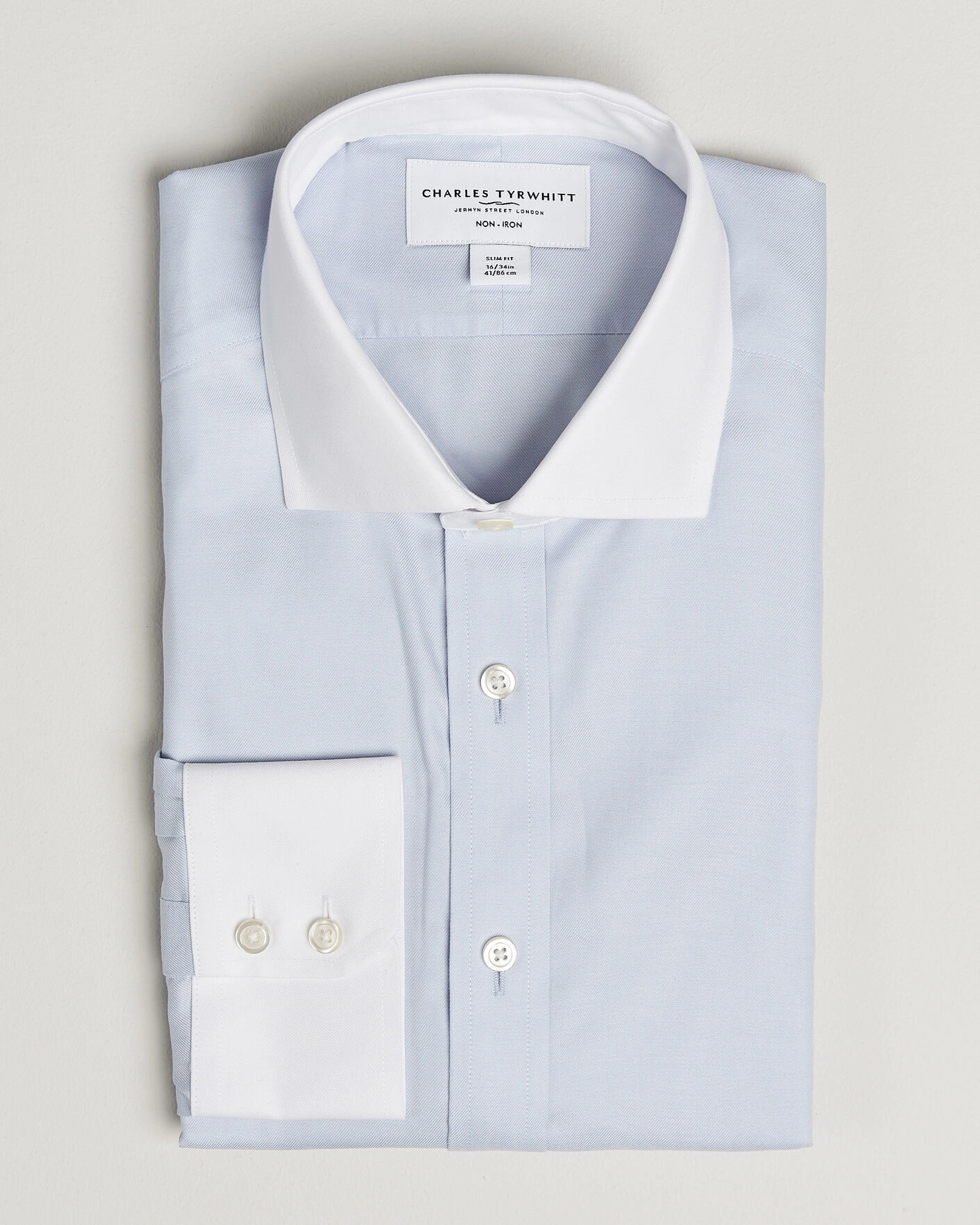 Herr | Skjortor | Charles Tyrwhitt | Slim Fit Non Iron Plain Winchester Shirt Light Blue