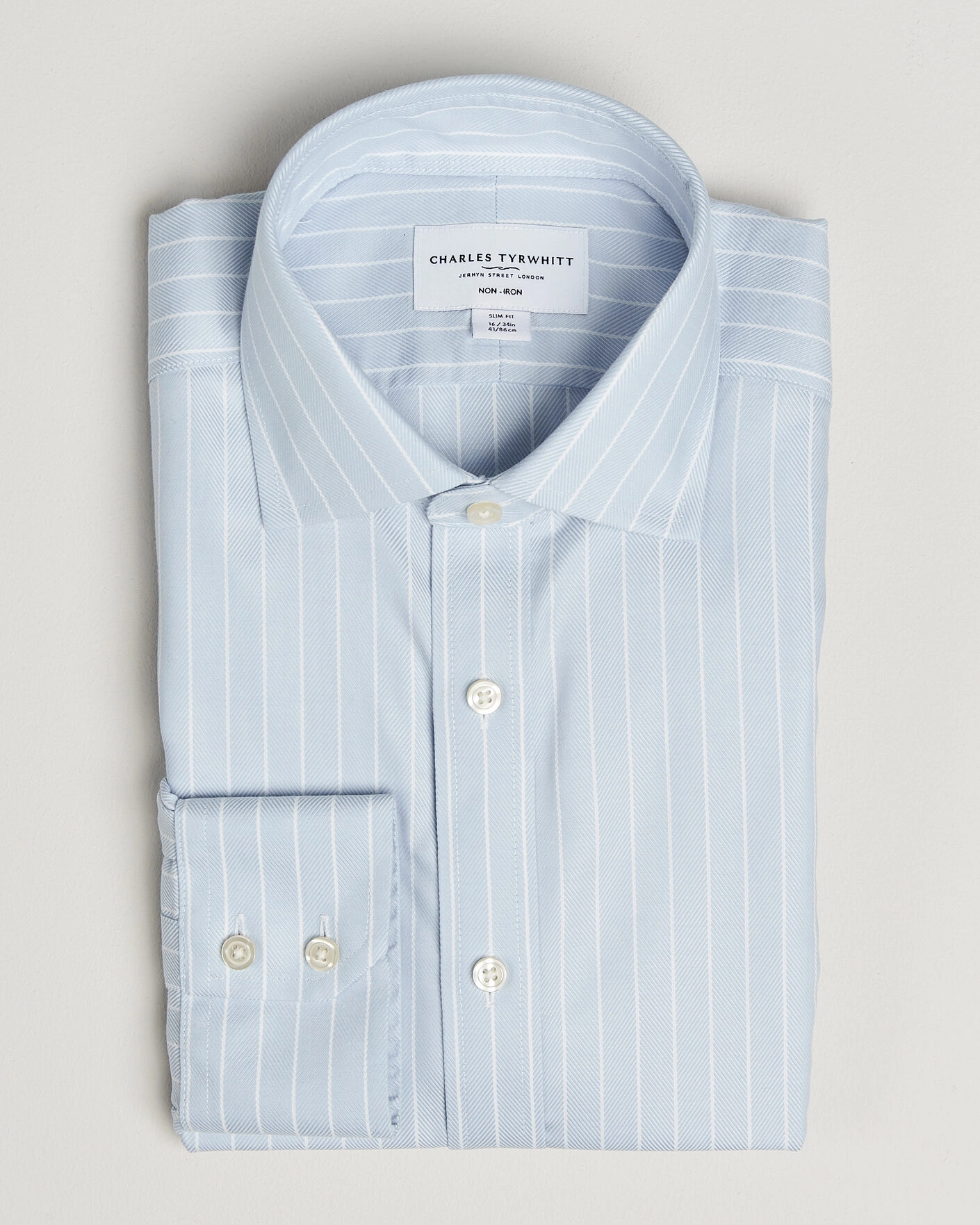 Herr | Skjortor | Charles Tyrwhitt | Slim Fit Non Iron Herringbone Stripe Shirt Light Blue