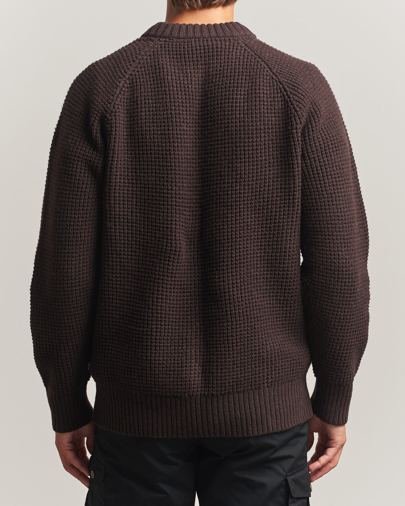 Herr | Tröjor | Fjällräven | Övik Wool Waffle Knit Black Oak